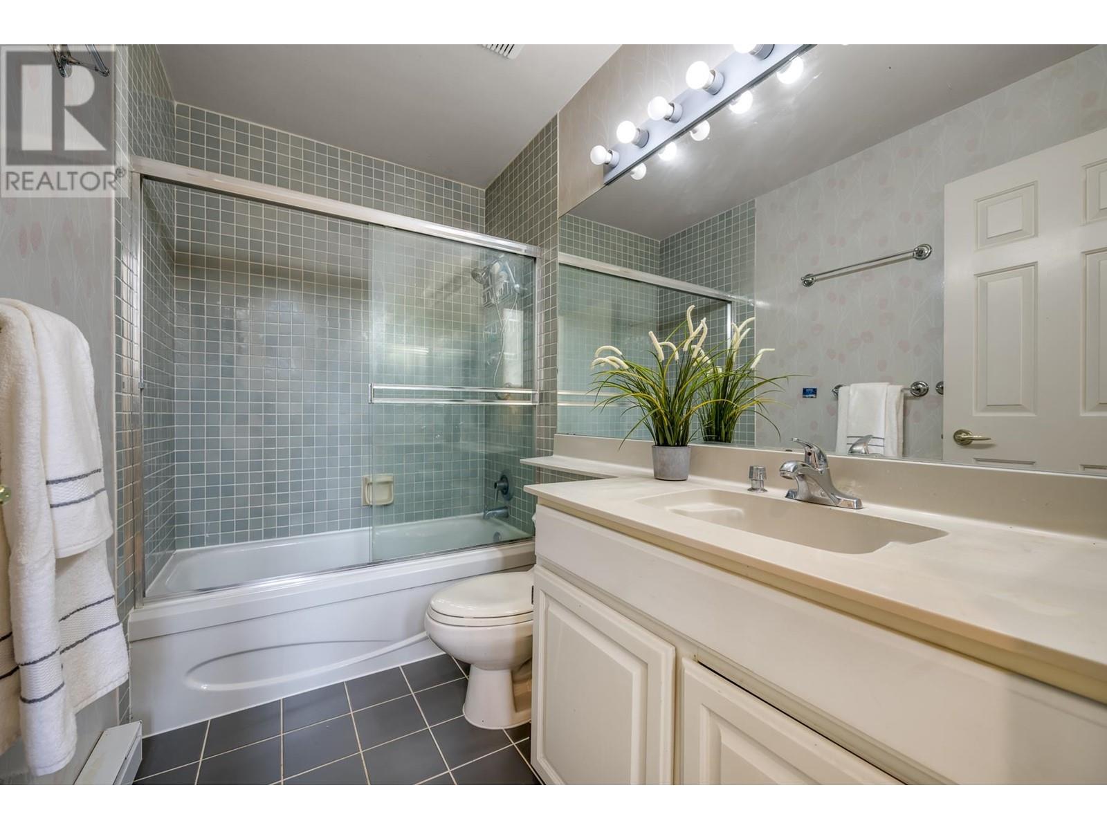 5703 Owl Court, North Vancouver, British Columbia  V7R 4V1 - Photo 20 - R2820518