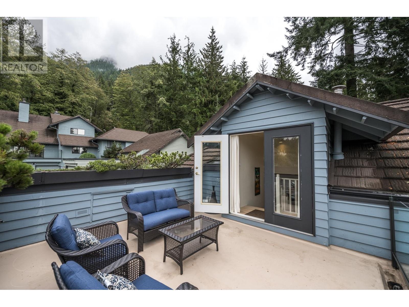 5703 Owl Court, North Vancouver, British Columbia  V7R 4V1 - Photo 24 - R2820518