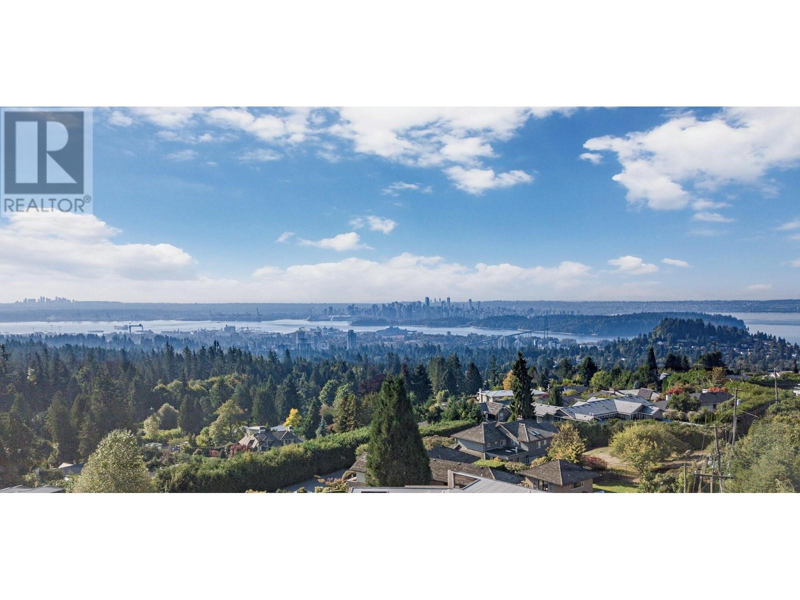 685 KING GEORGES WAY, west vancouver, British Columbia