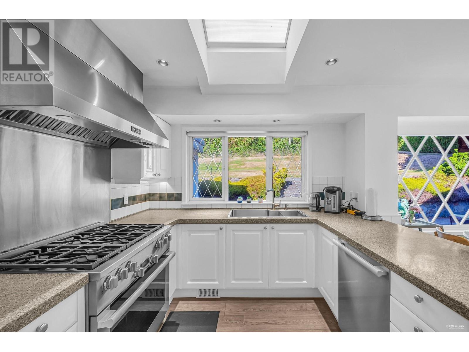 685 King Georges Way, West Vancouver, British Columbia  V7S 1S2 - Photo 15 - R2819655