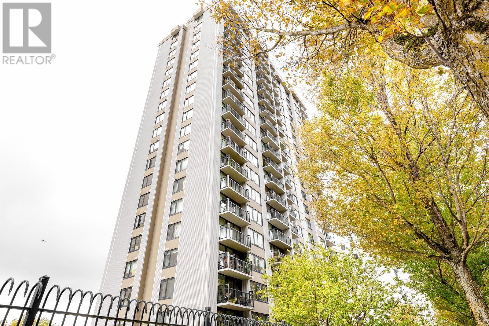 2002 1330 HARWOOD STREET, vancouver, British Columbia