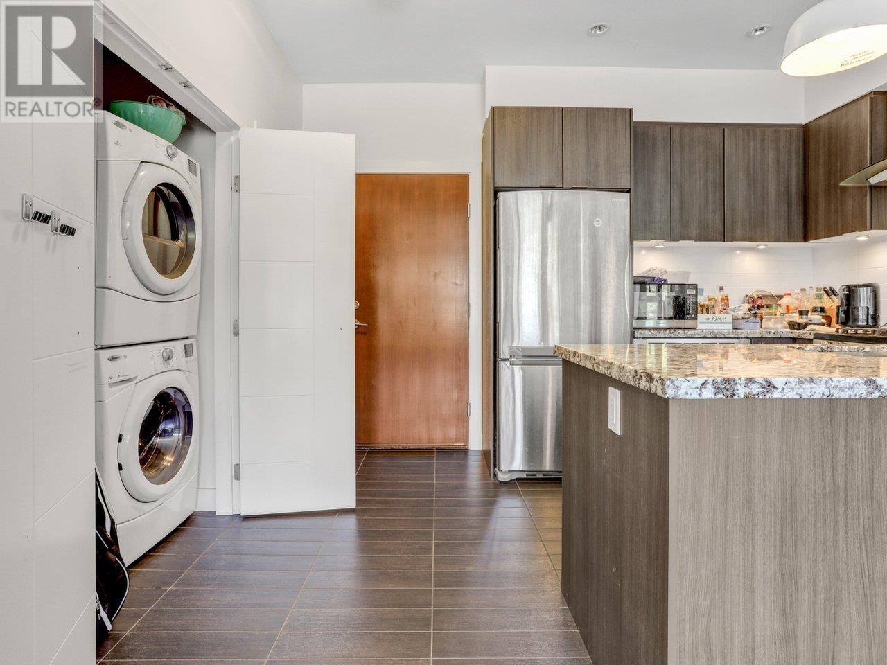 401 5688 Hastings Street, Burnaby, British Columbia  V5B 1R4 - Photo 10 - R2820641