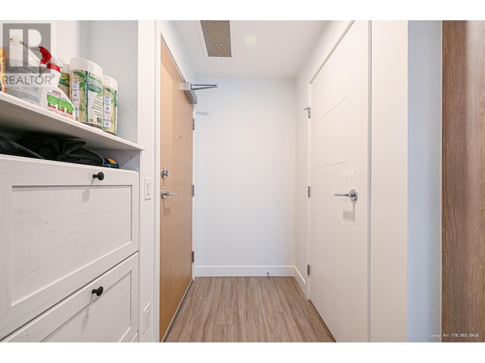 1006 6398 Silver Avenue, Burnaby, British Columbia  V5H 0K7 - Photo 11 - R2820666