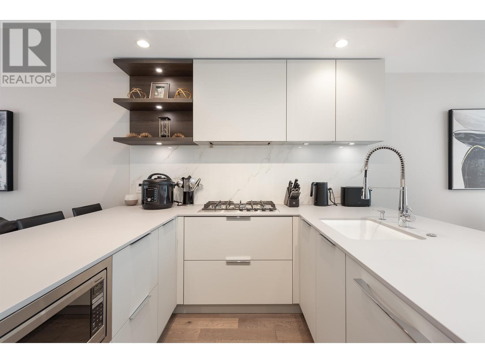 124 2070 Curling Road, North Vancouver, British Columbia  V7P 0C9 - Photo 5 - R2820670