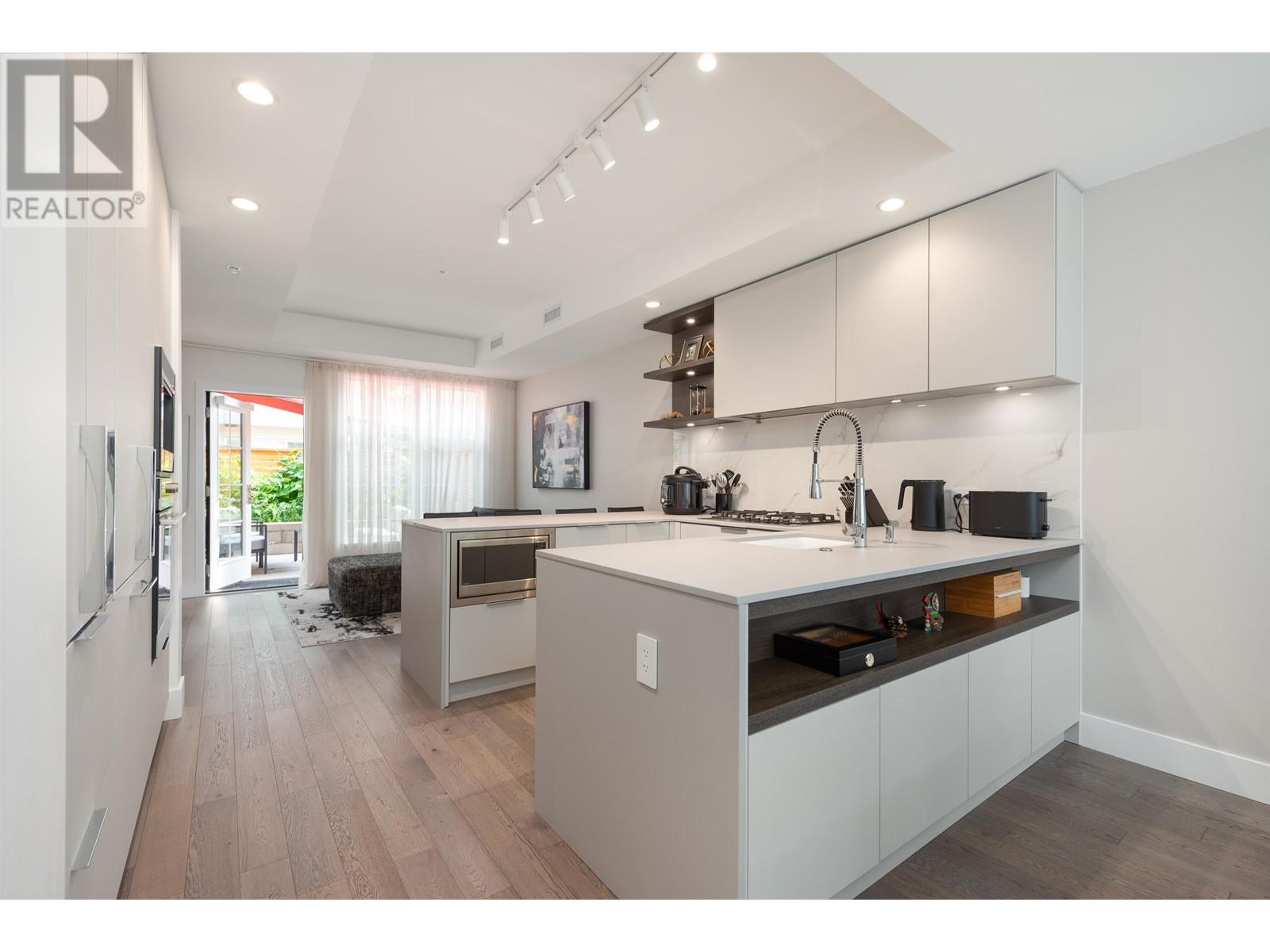 124 2070 Curling Road, North Vancouver, British Columbia  V7P 0C9 - Photo 7 - R2820670
