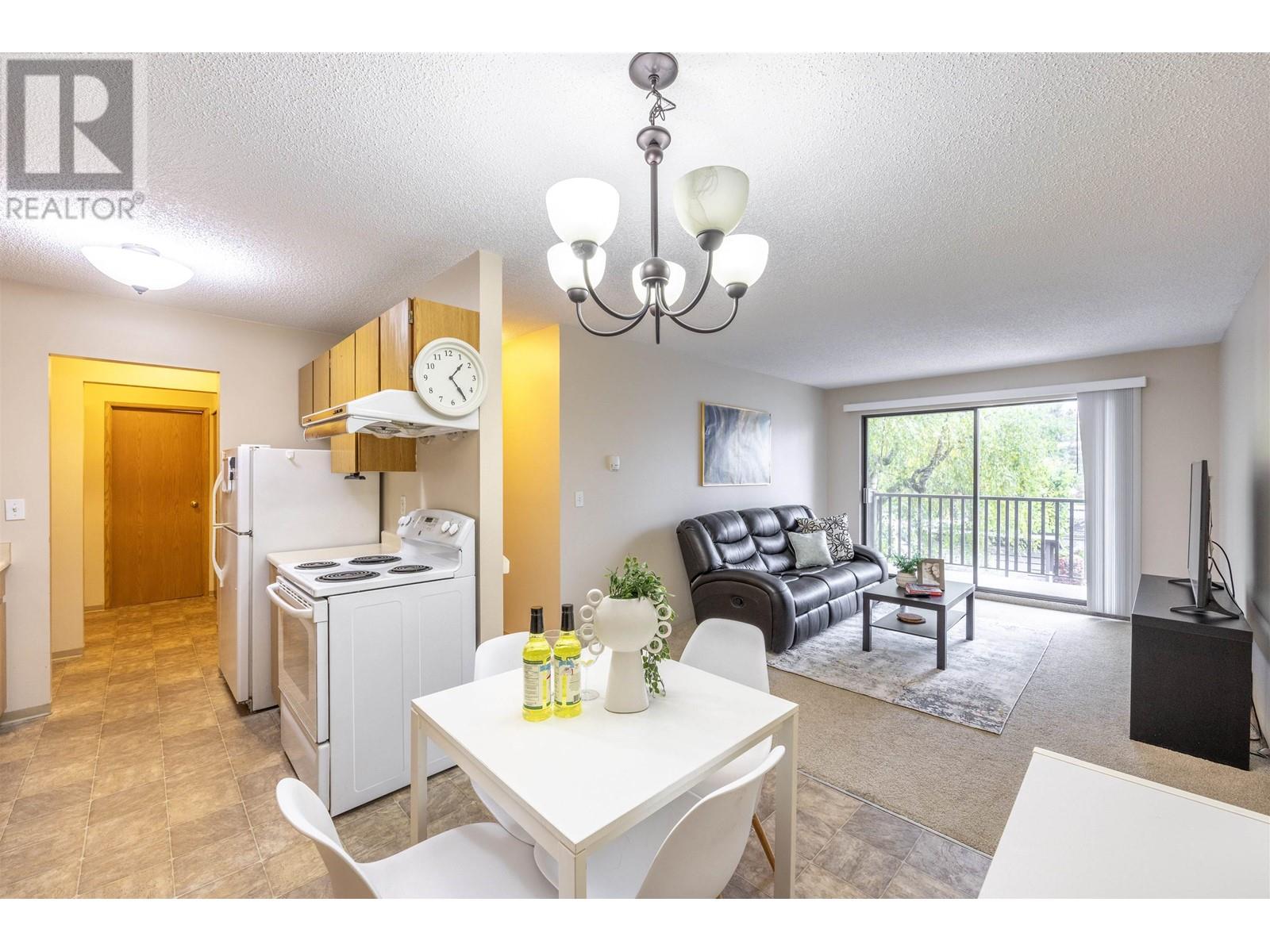210 535 Blue Mountain Street, Coquitlam, British Columbia  V3J 4R2 - Photo 2 - R2819748