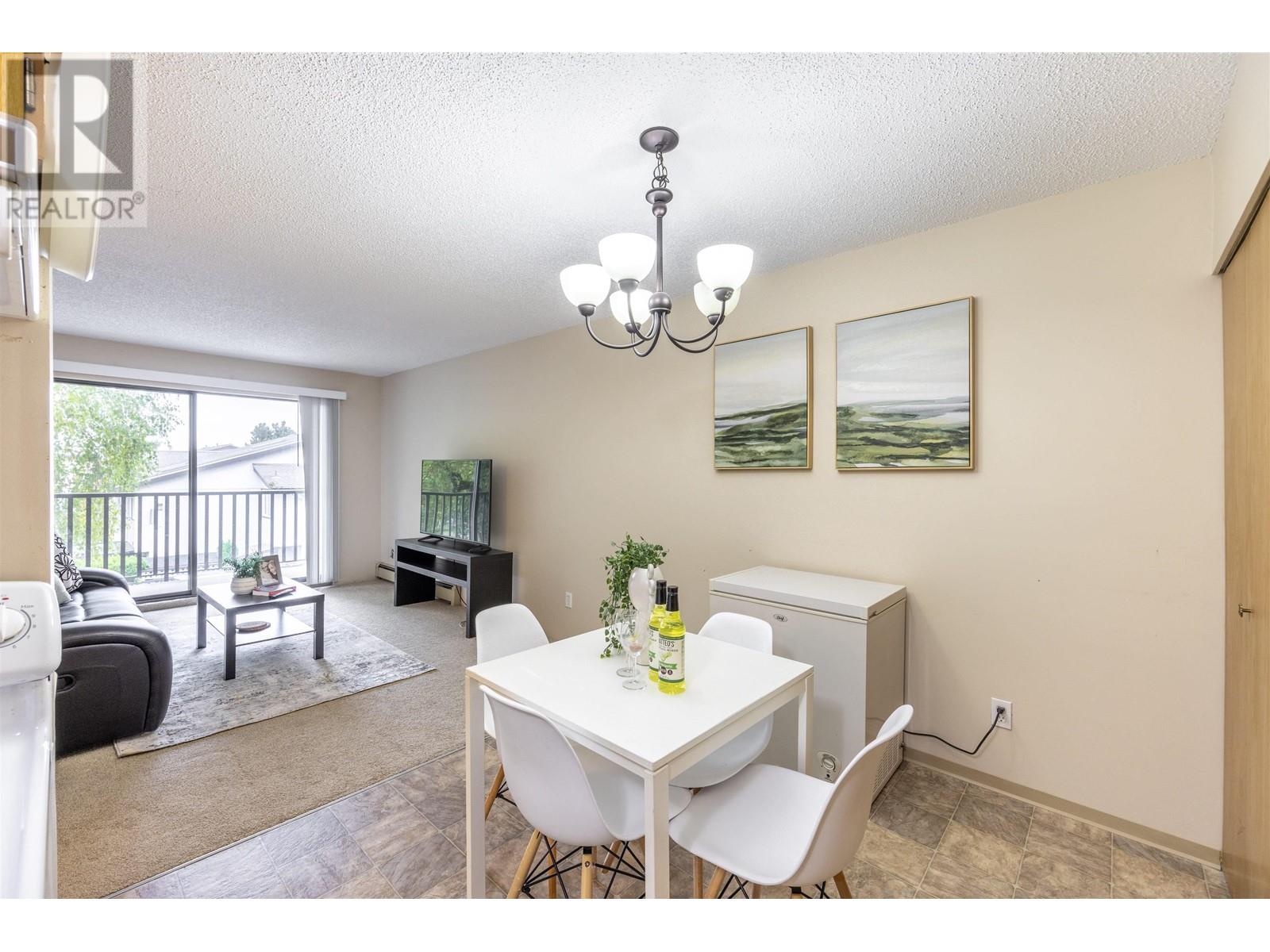 210 535 BLUE MOUNTAIN STREET, coquitlam, British Columbia