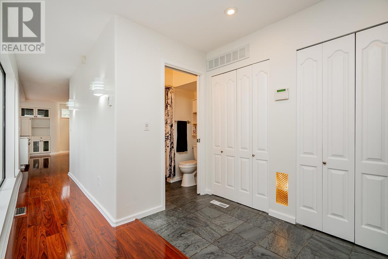 968 Cherrybrook Place, Coquitlam, British Columbia  V3C 4B7 - Photo 14 - R2815216
