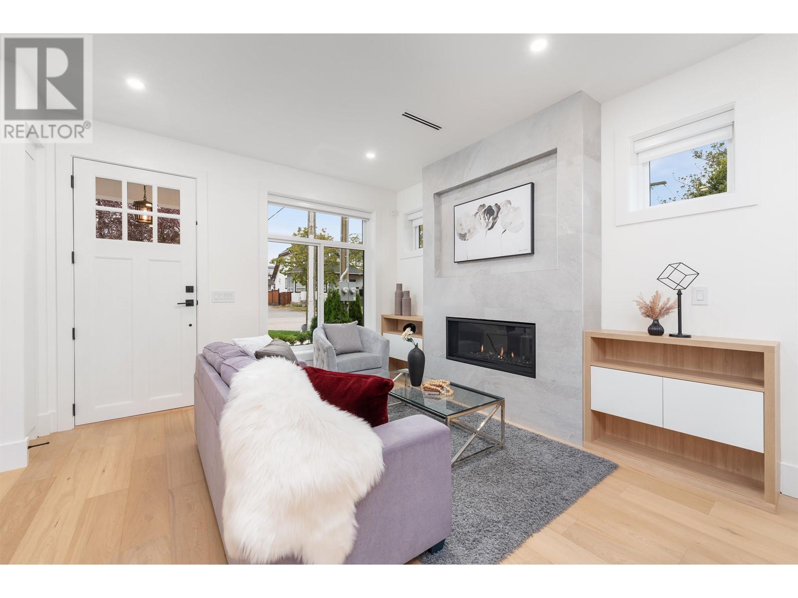 118 E 53rd Avenue, Vancouver, British Columbia  V5X 1H8 - Photo 6 - R2819027