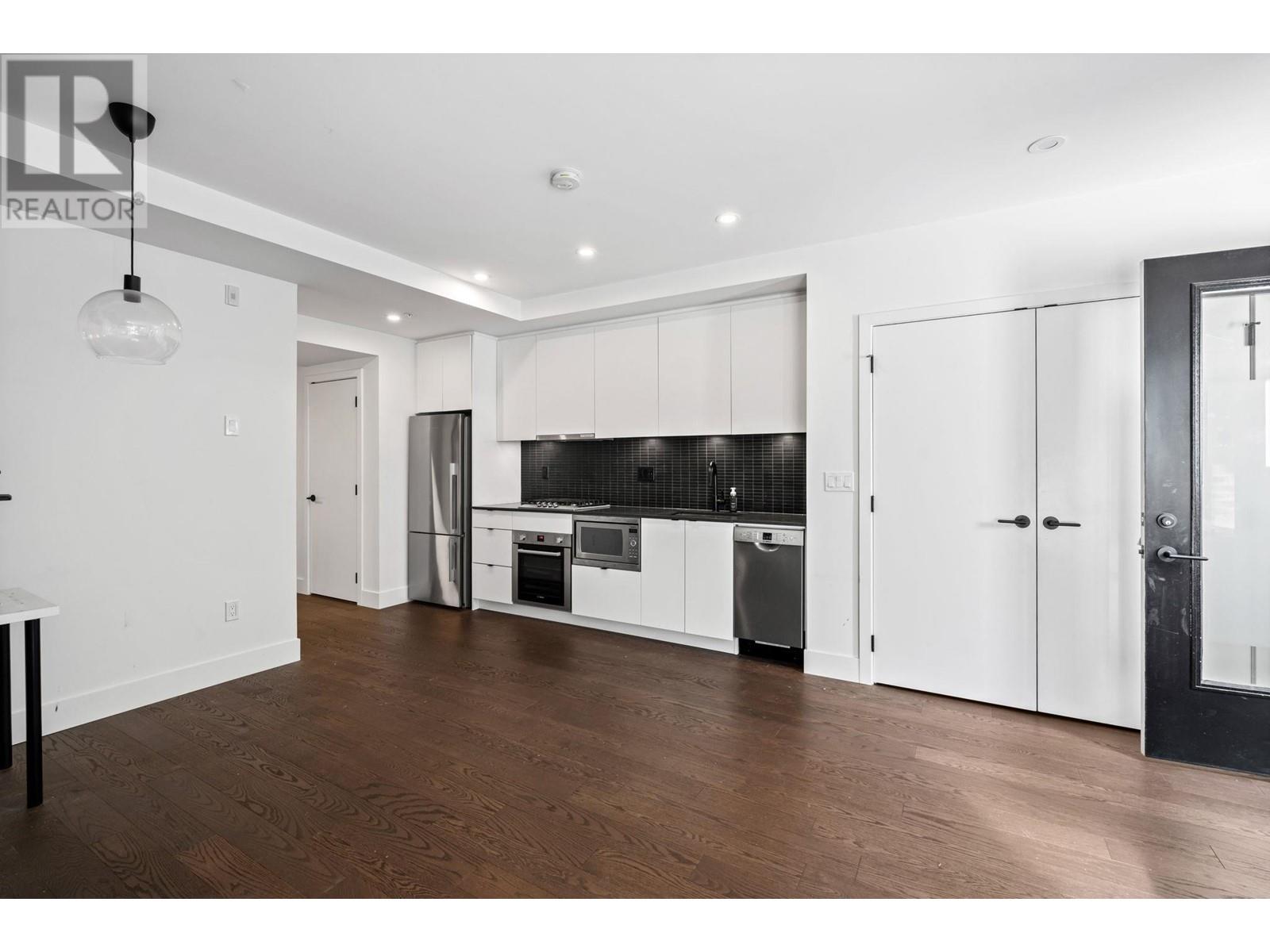 2720 Spring Street, Port Moody, British Columbia  V3H 1Y5 - Photo 11 - R2820704