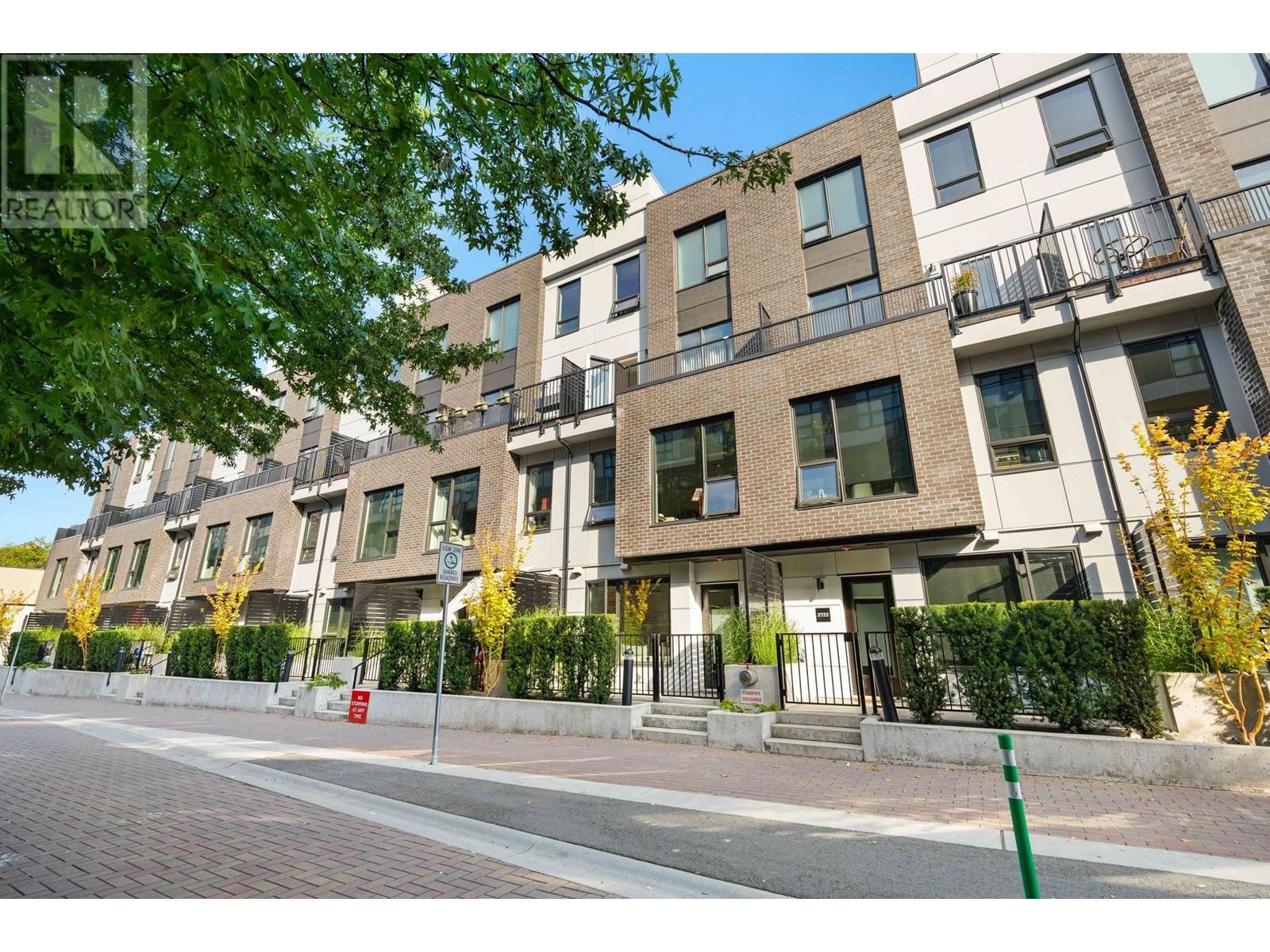 2720 Spring Street, Port Moody, British Columbia  V3H 1Y5 - Photo 3 - R2820704