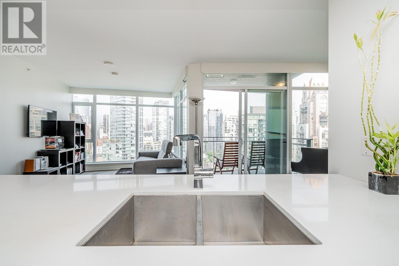 2105 1372 Seymour Street, Vancouver, British Columbia  V6B 0C1 - Photo 14 - R2820717
