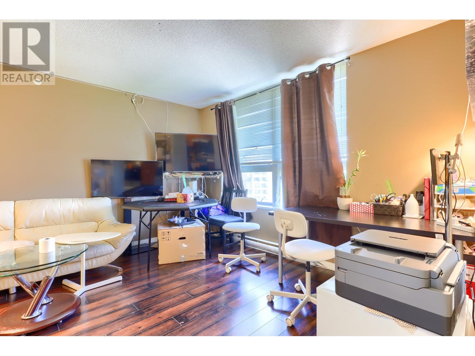 1401 3663 Crowley Drive, Vancouver, British Columbia  V5R 5J4 - Photo 2 - R2820729