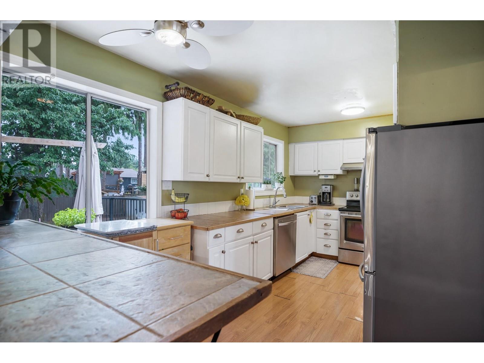 21184 Cook Avenue, Maple Ridge, British Columbia  V2X 7P8 - Photo 11 - R2820683