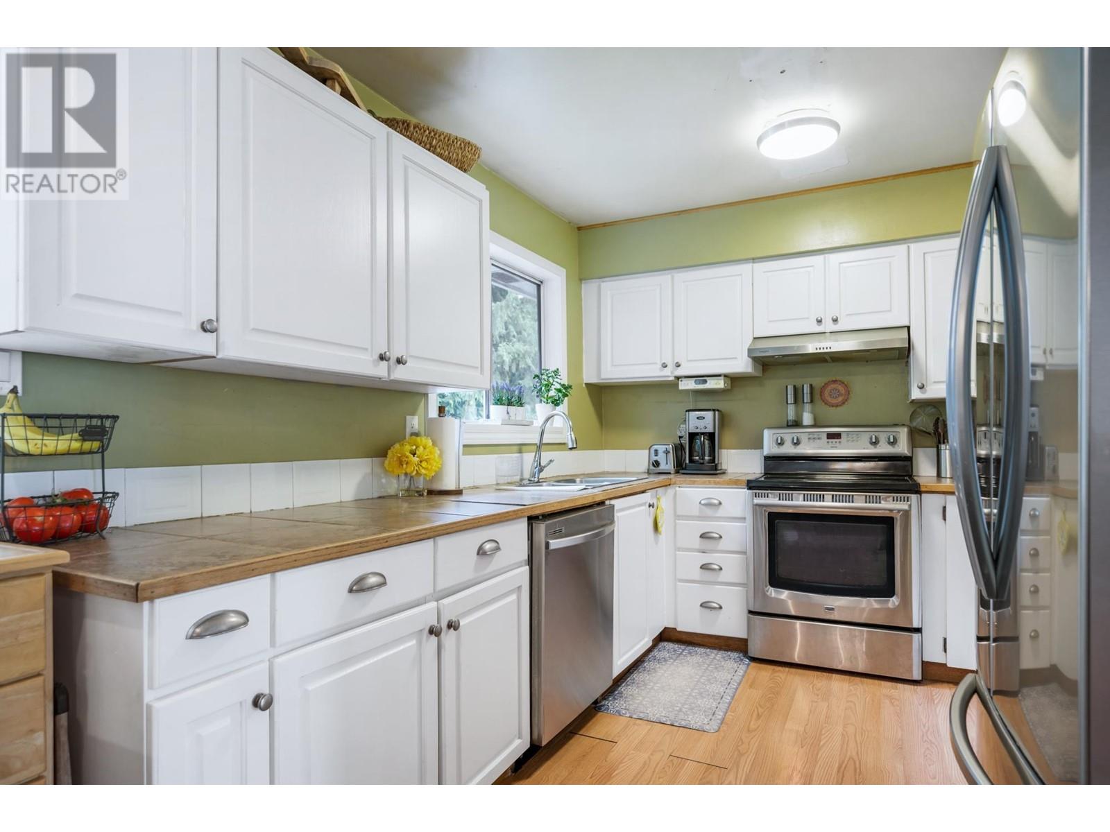 21184 Cook Avenue, Maple Ridge, British Columbia  V2X 7P8 - Photo 12 - R2820683