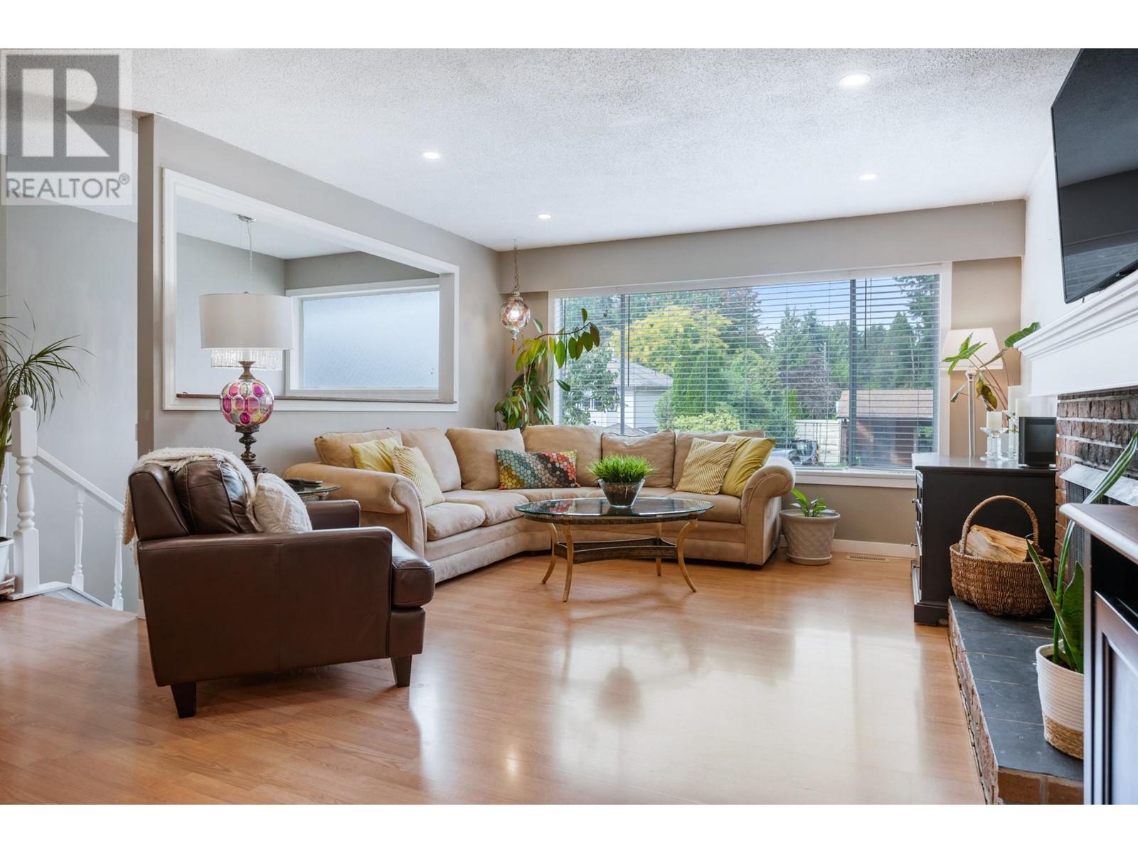 21184 Cook Avenue, Maple Ridge, British Columbia  V2X 7P8 - Photo 6 - R2820683