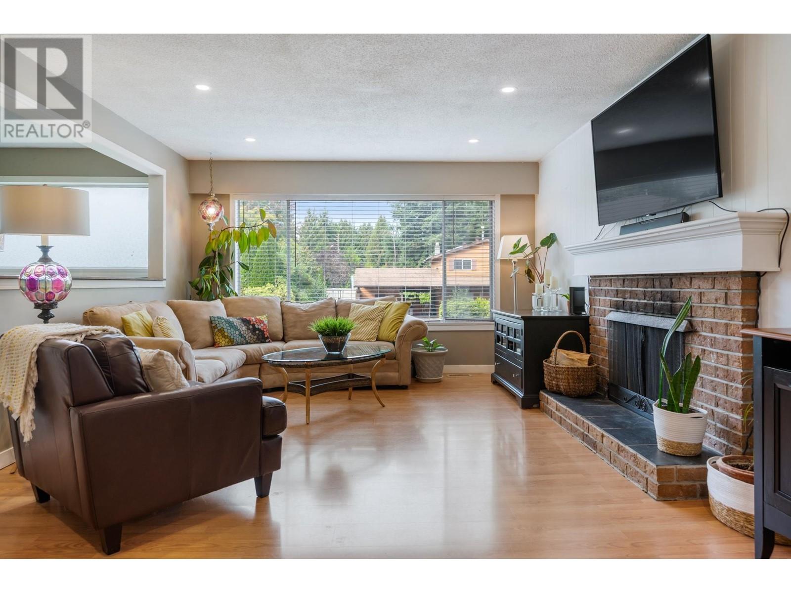 21184 Cook Avenue, Maple Ridge, British Columbia  V2X 7P8 - Photo 7 - R2820683