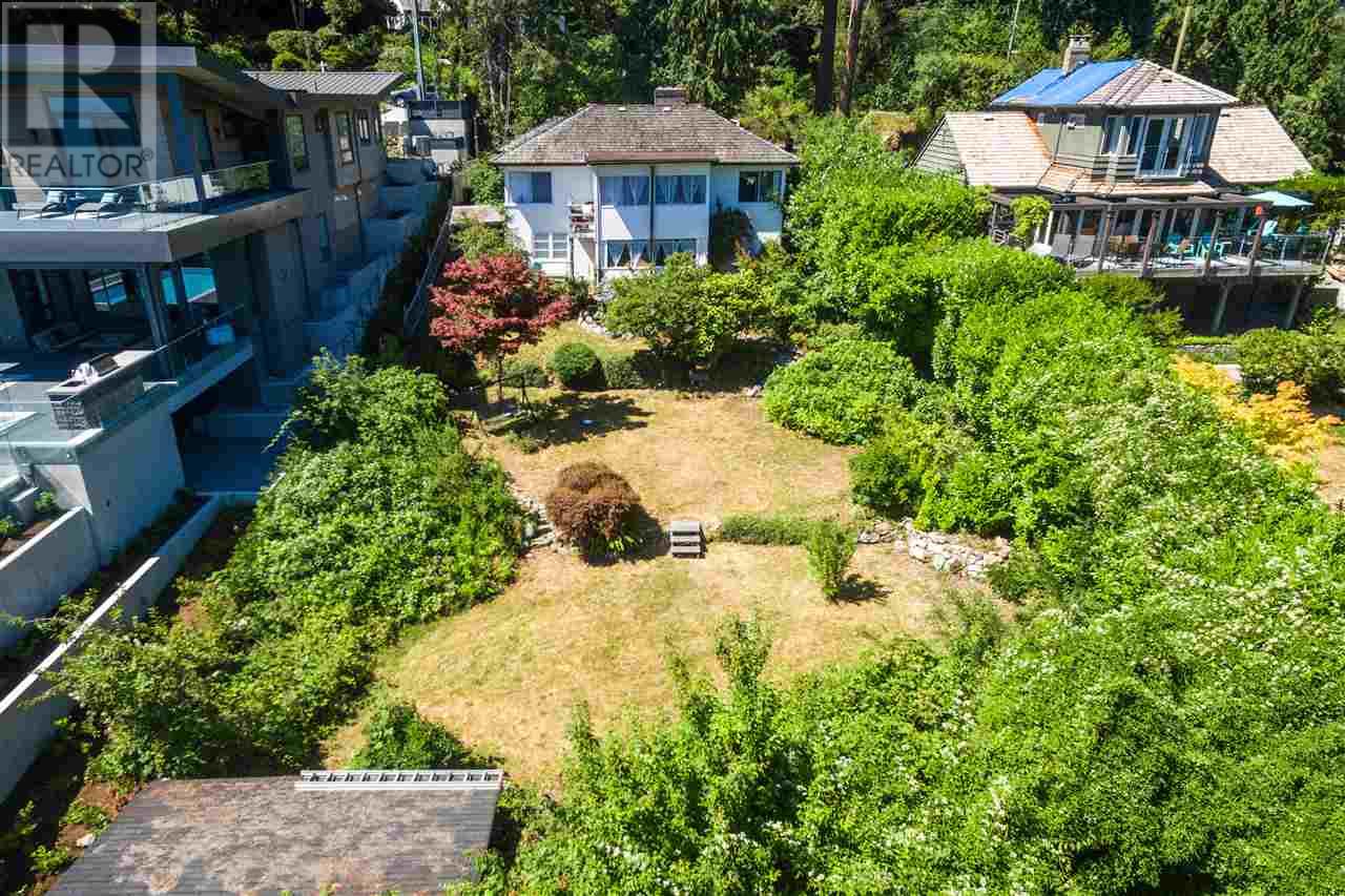3548 Creery Avenue, West Vancouver, British Columbia  V7V 2M1 - Photo 4 - R2820696