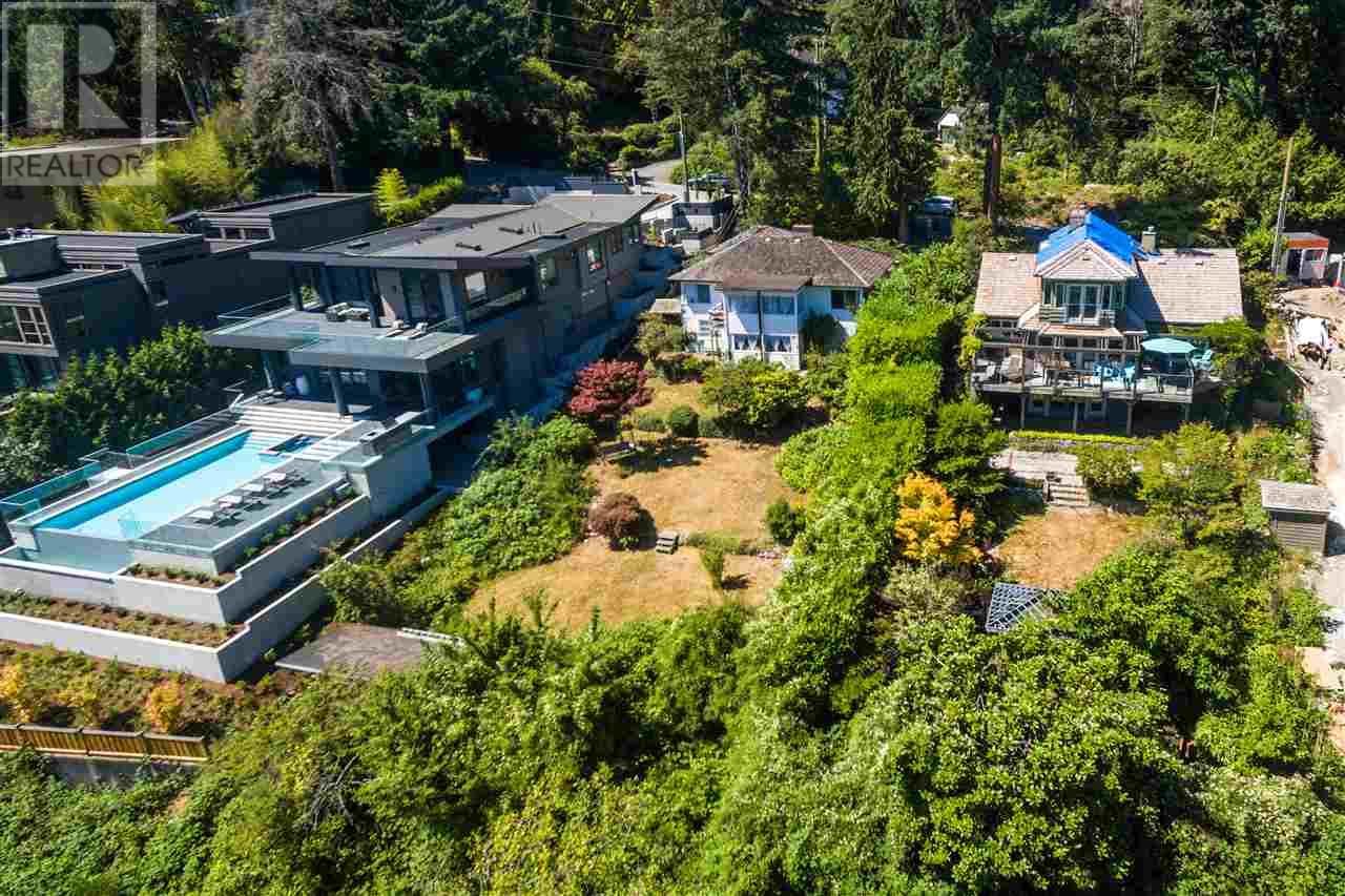3548 Creery Avenue, West Vancouver, British Columbia  V7V 2M1 - Photo 5 - R2820696