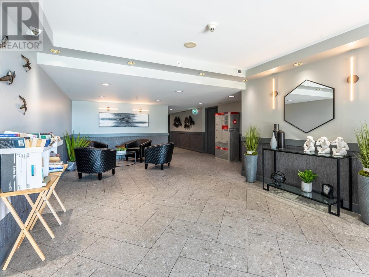 1307 612 Sixth Street, New Westminster, British Columbia  V3L 5V2 - Photo 4 - R2818786