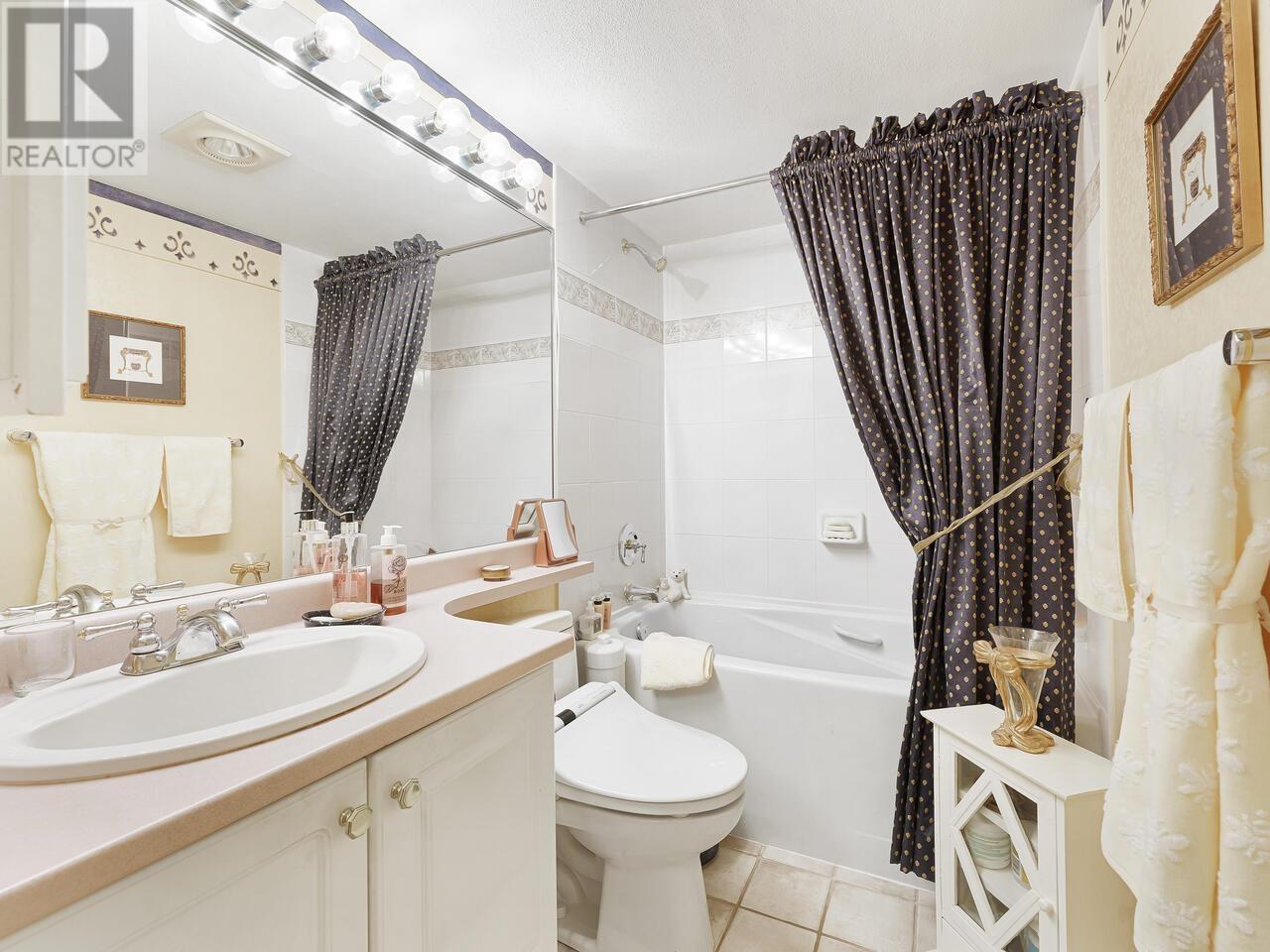 1307 612 Sixth Street, New Westminster, British Columbia  V3L 5V2 - Photo 24 - R2818786