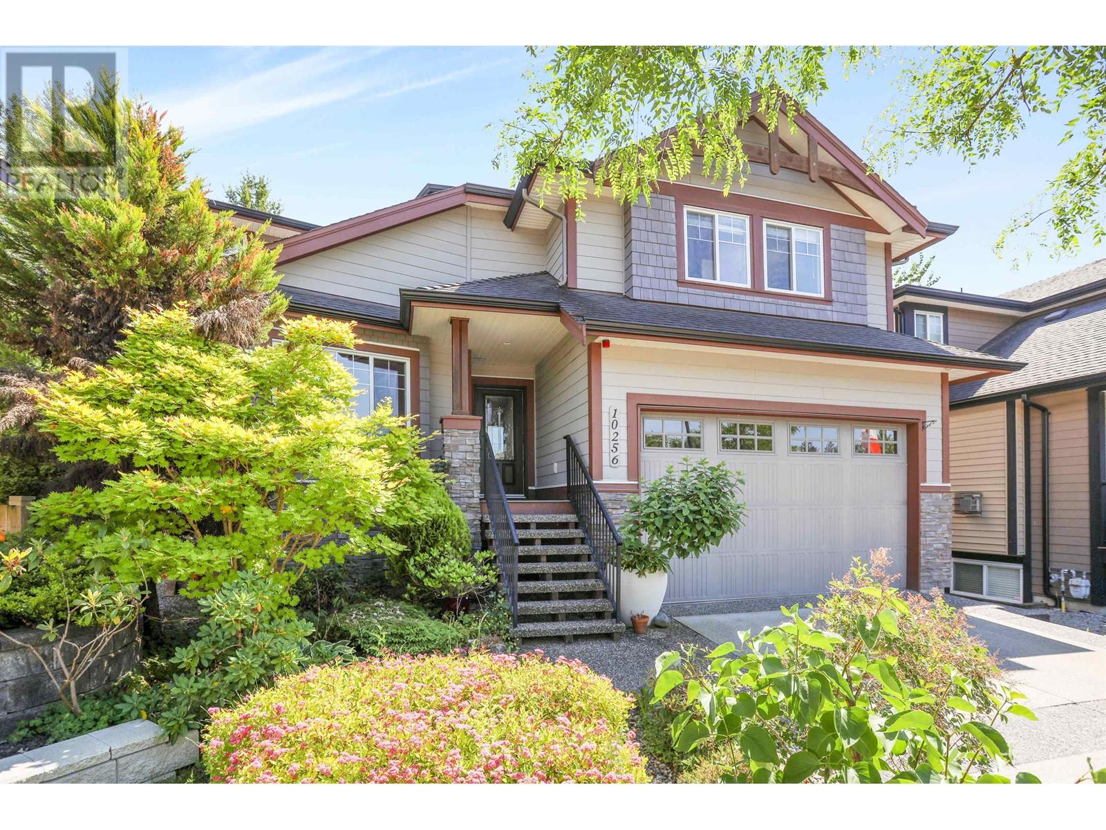10256 Mceachern Street, Maple Ridge, British Columbia  V2W 0B2 - Photo 2 - R2820770