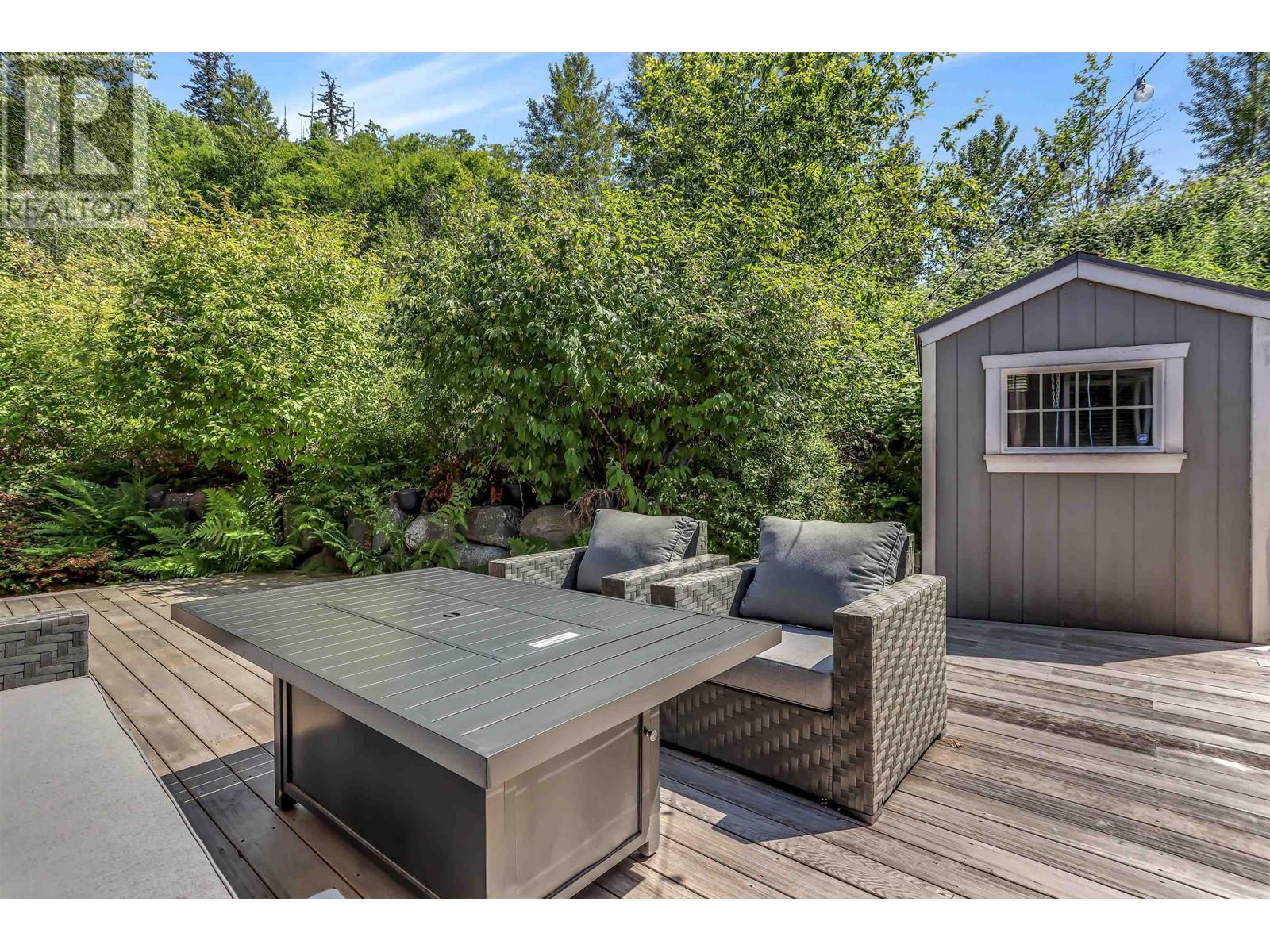 10256 Mceachern Street, Maple Ridge, British Columbia  V2W 0B2 - Photo 36 - R2820770