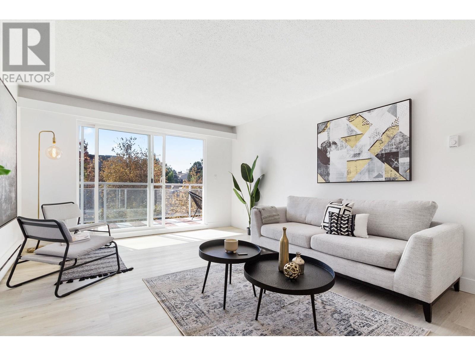 205 550 Royal Avenue, New Westminster, British Columbia  V3L 5H9 - Photo 5 - R2820690