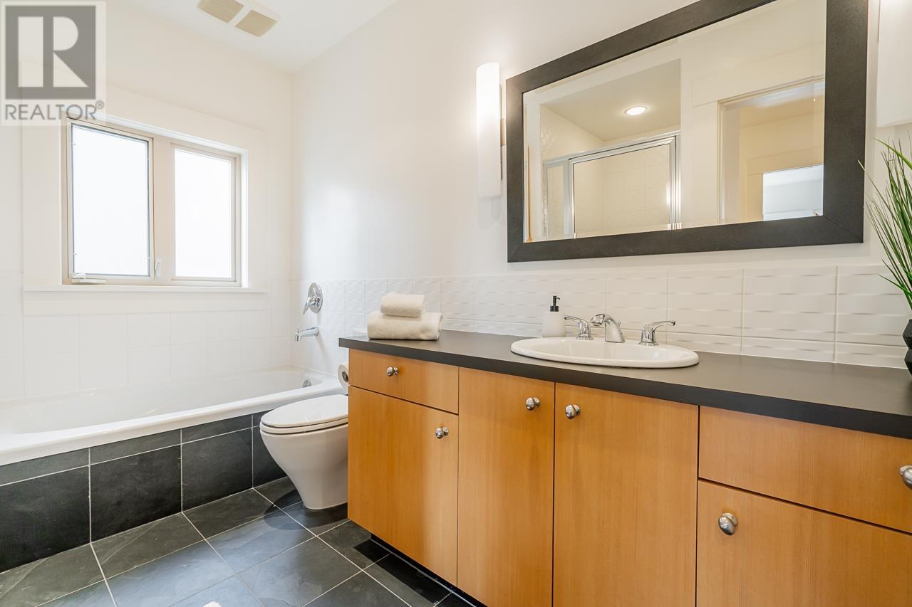 140 W 18th Avenue, Vancouver, British Columbia  V5Y 2A5 - Photo 26 - R2820773