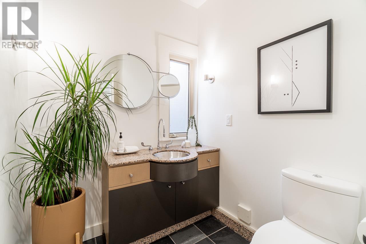 140 W 18th Avenue, Vancouver, British Columbia  V5Y 2A5 - Photo 13 - R2820773