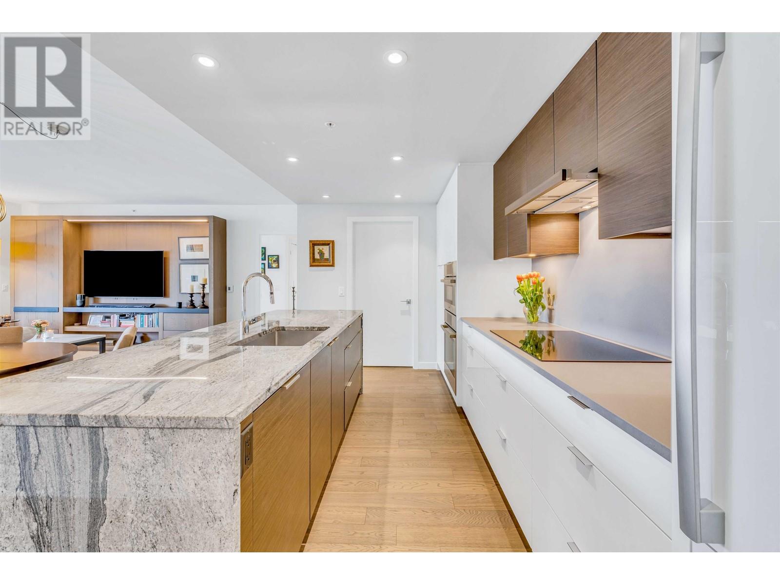 906 1688 Pullman Porter Street, Vancouver, British Columbia  V6A 0H3 - Photo 5 - R2820703