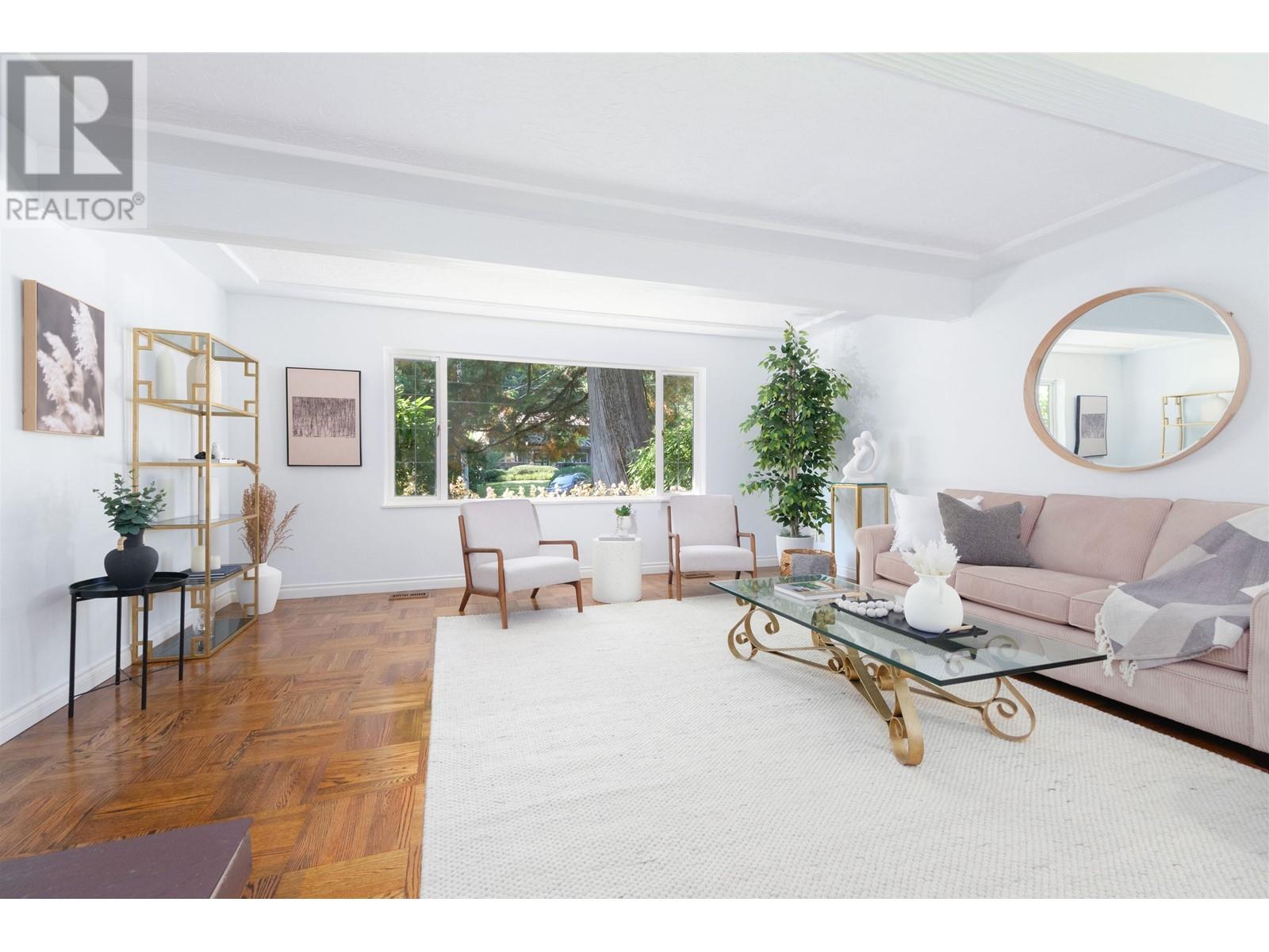 510 Evergreen Place, North Vancouver, British Columbia  V7N 2Z2 - Photo 4 - R2818906