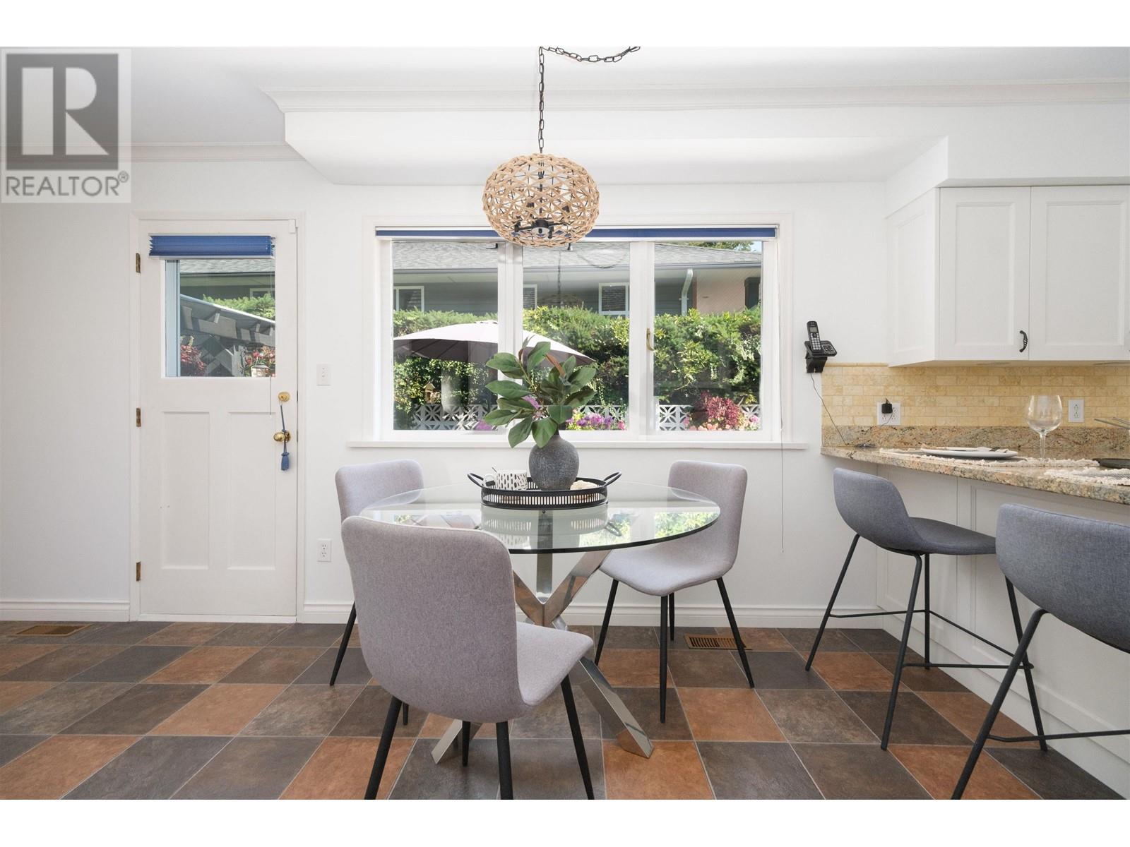 510 Evergreen Place, North Vancouver, British Columbia  V7N 2Z2 - Photo 9 - R2818906