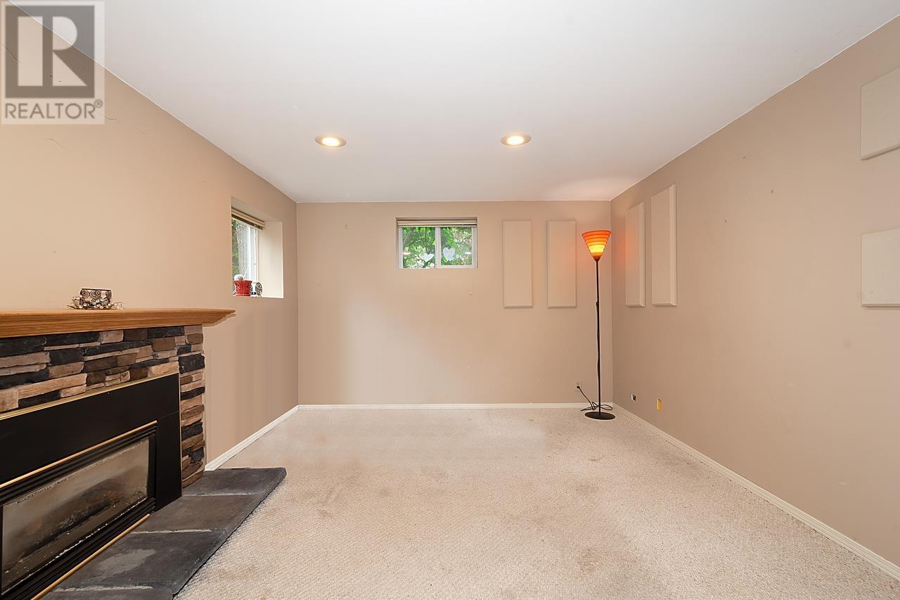 7950 Suncrest Drive, Burnaby, British Columbia  V5J 3N5 - Photo 22 - R2819361