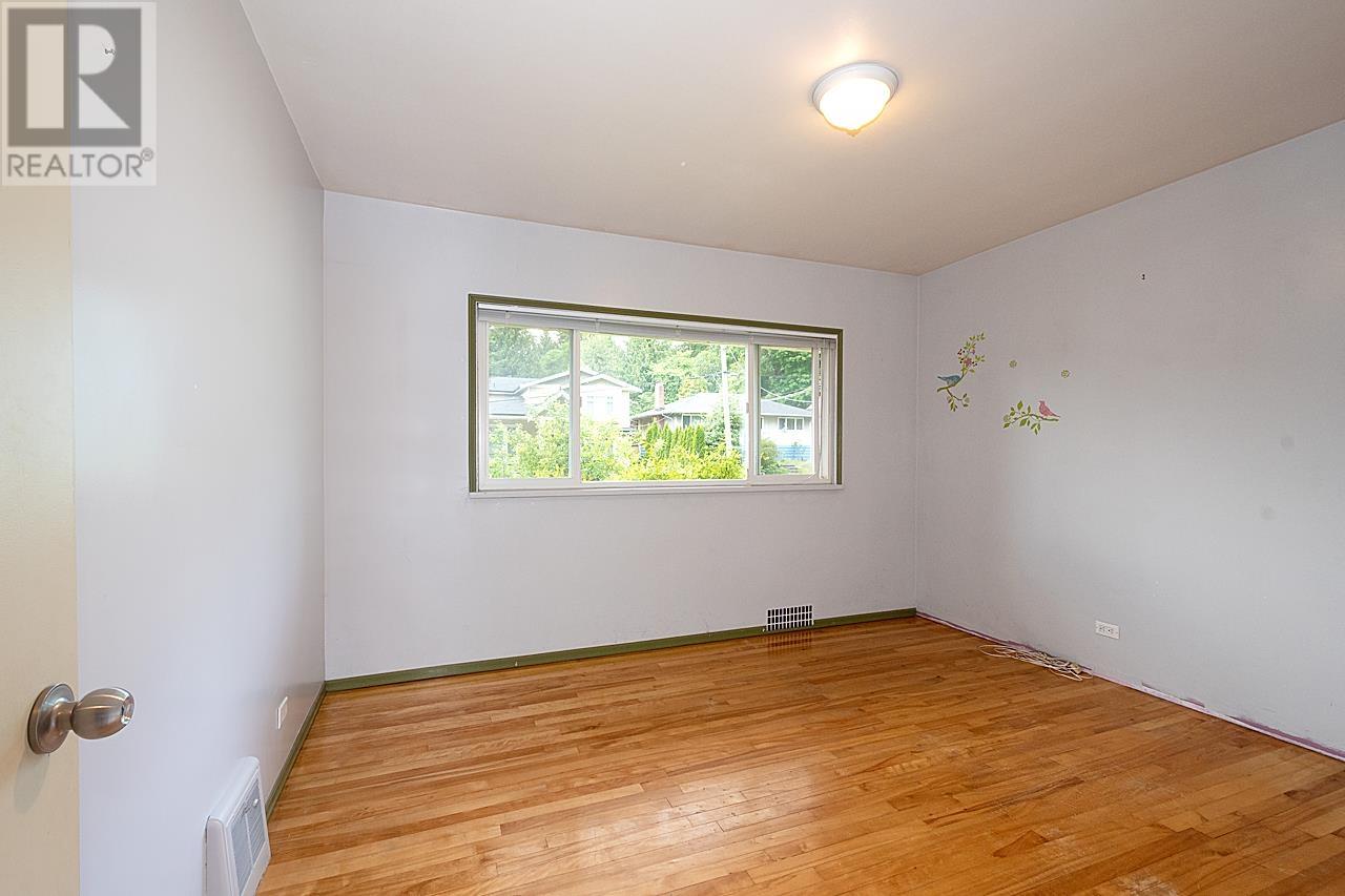 7950 Suncrest Drive, Burnaby, British Columbia  V5J 3N5 - Photo 17 - R2819361