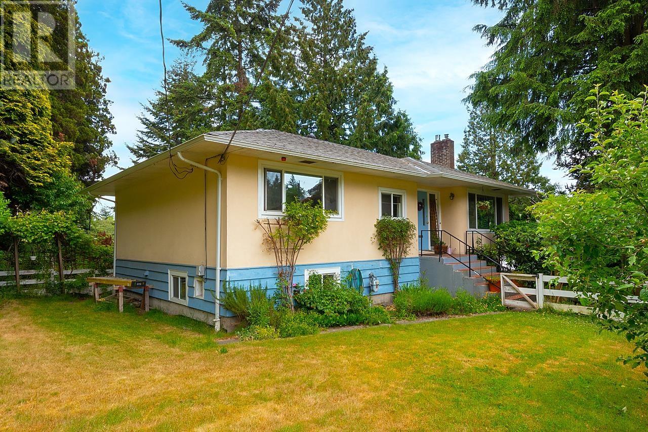 7950 Suncrest Drive, Burnaby, British Columbia  V5J 3N5 - Photo 1 - R2819361