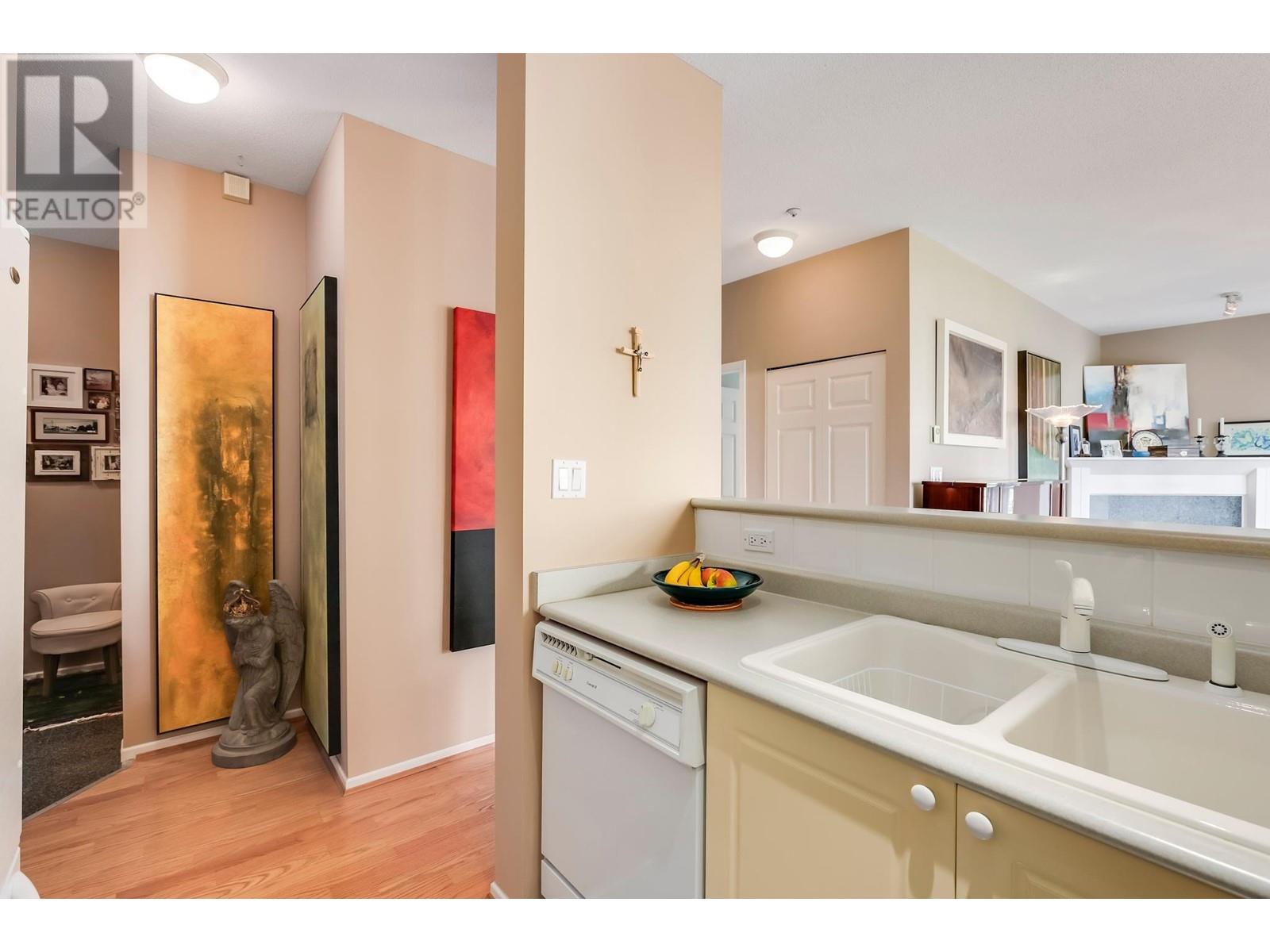 Ph12 511 W 7th Avenue, Vancouver, British Columbia  V5Z 4R2 - Photo 11 - R2820668