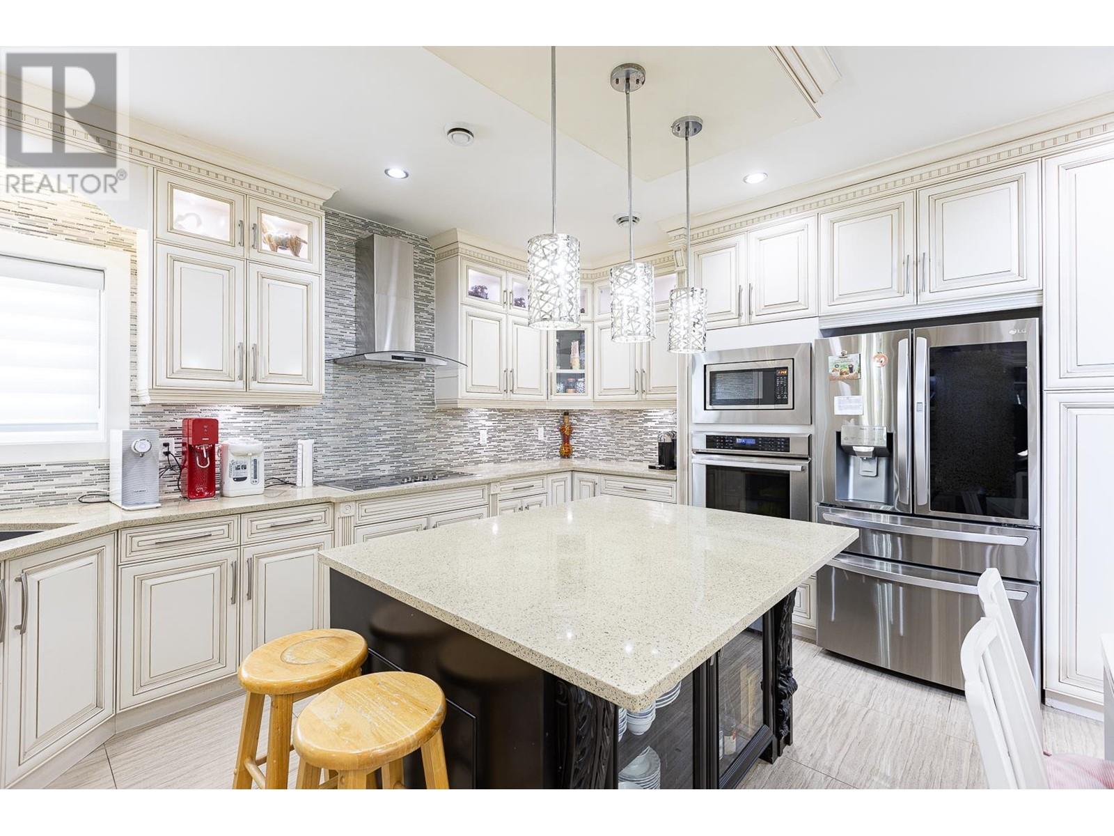 710 Roderick Avenue, Coquitlam, British Columbia  V3K 1P5 - Photo 9 - R2818984