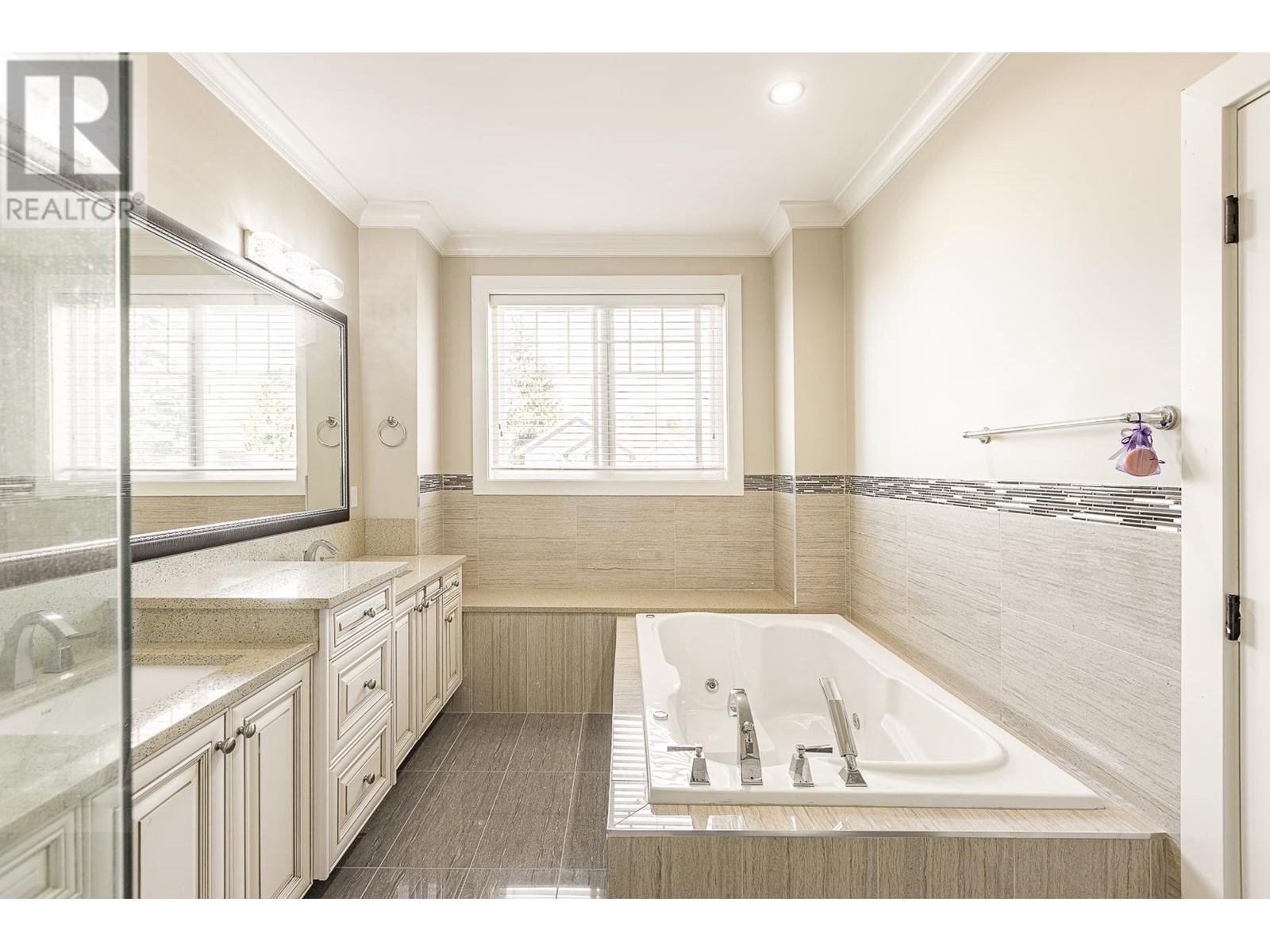 710 Roderick Avenue, Coquitlam, British Columbia  V3K 1P5 - Photo 19 - R2818984