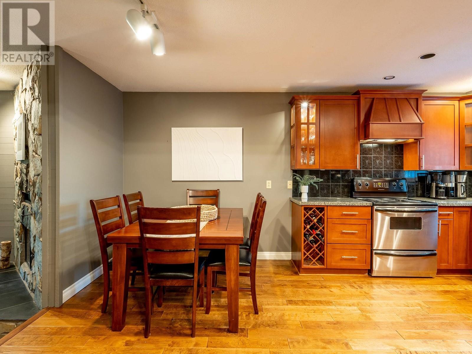 2 6125 Eagle Drive, Whistler, British Columbia  V8E 0W3 - Photo 6 - R2820787