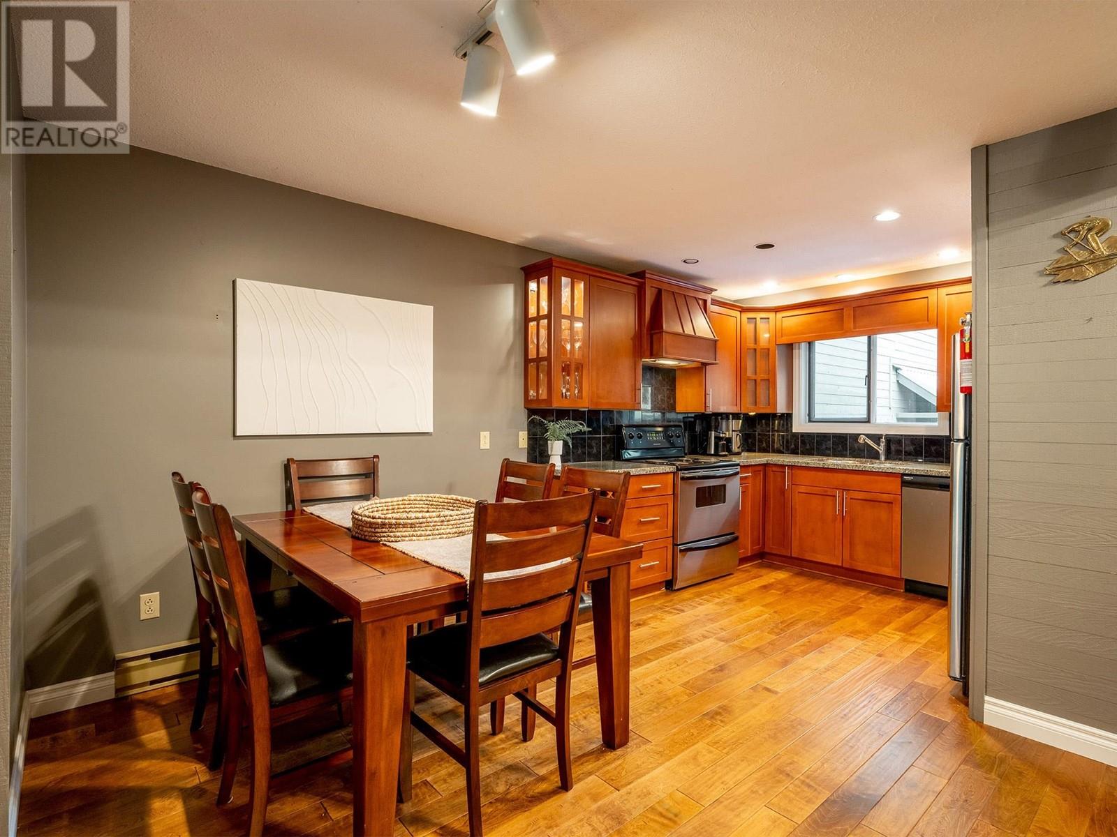 2 6125 Eagle Drive, Whistler, British Columbia  V8E 0W3 - Photo 7 - R2820787