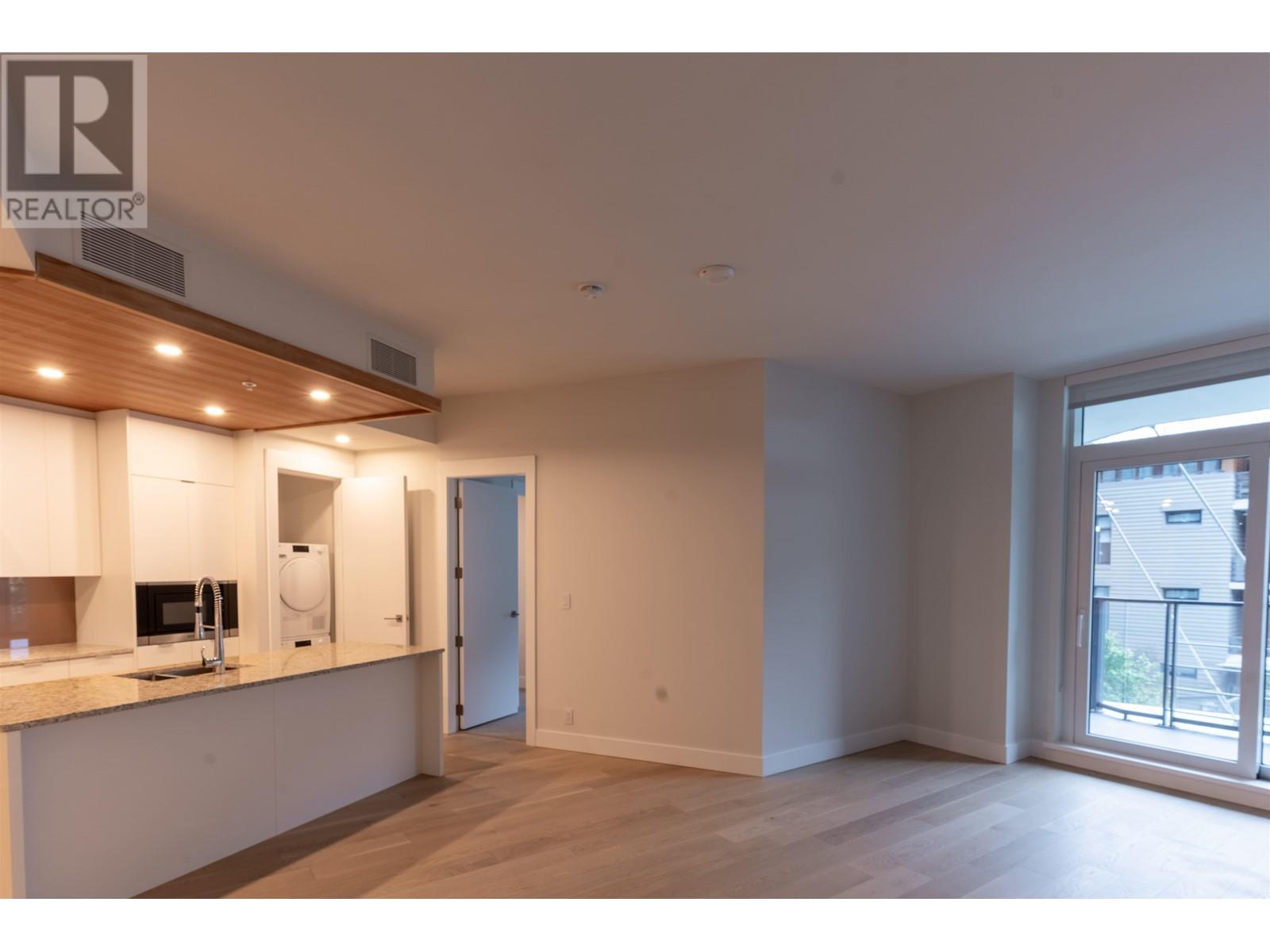 202 6687 Nelson Avenue, West Vancouver, British Columbia  V7W 2B2 - Photo 16 - R2820760