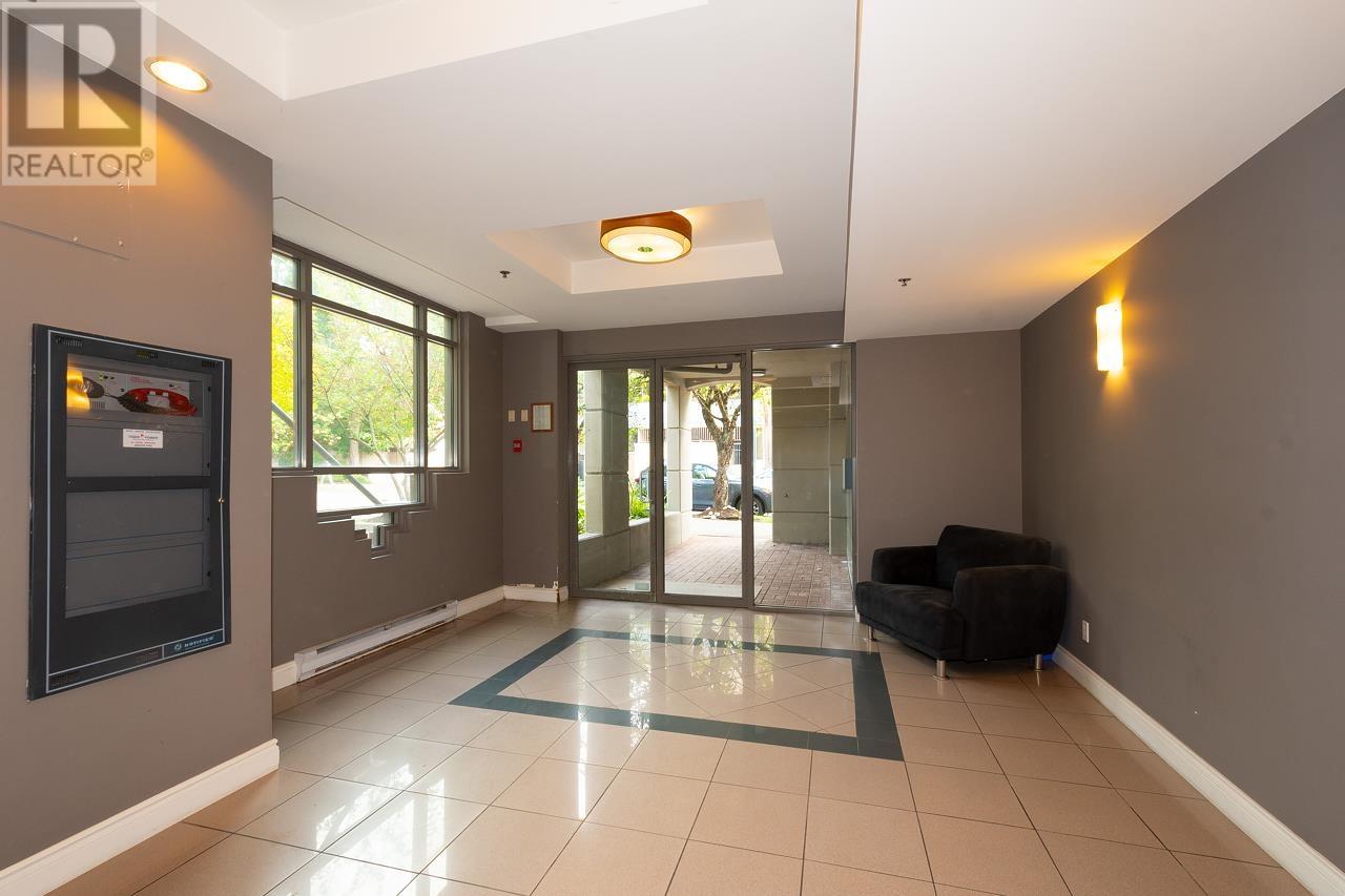 506 2483 Yew Street, Vancouver, British Columbia  V6K 3H3 - Photo 3 - R2820403