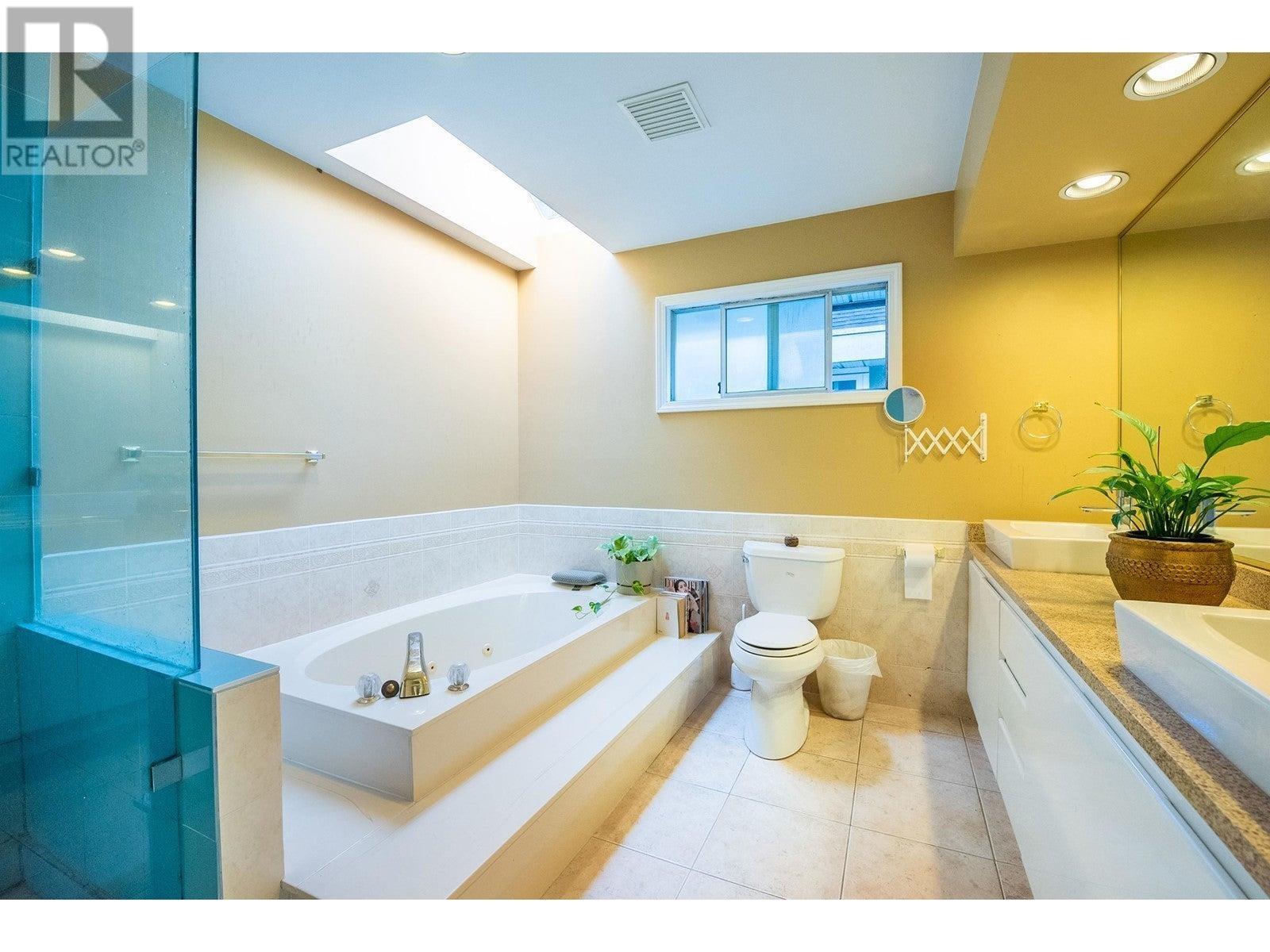 3817 Mckay Place, Richmond, British Columbia  V6X 3R6 - Photo 9 - R2820589