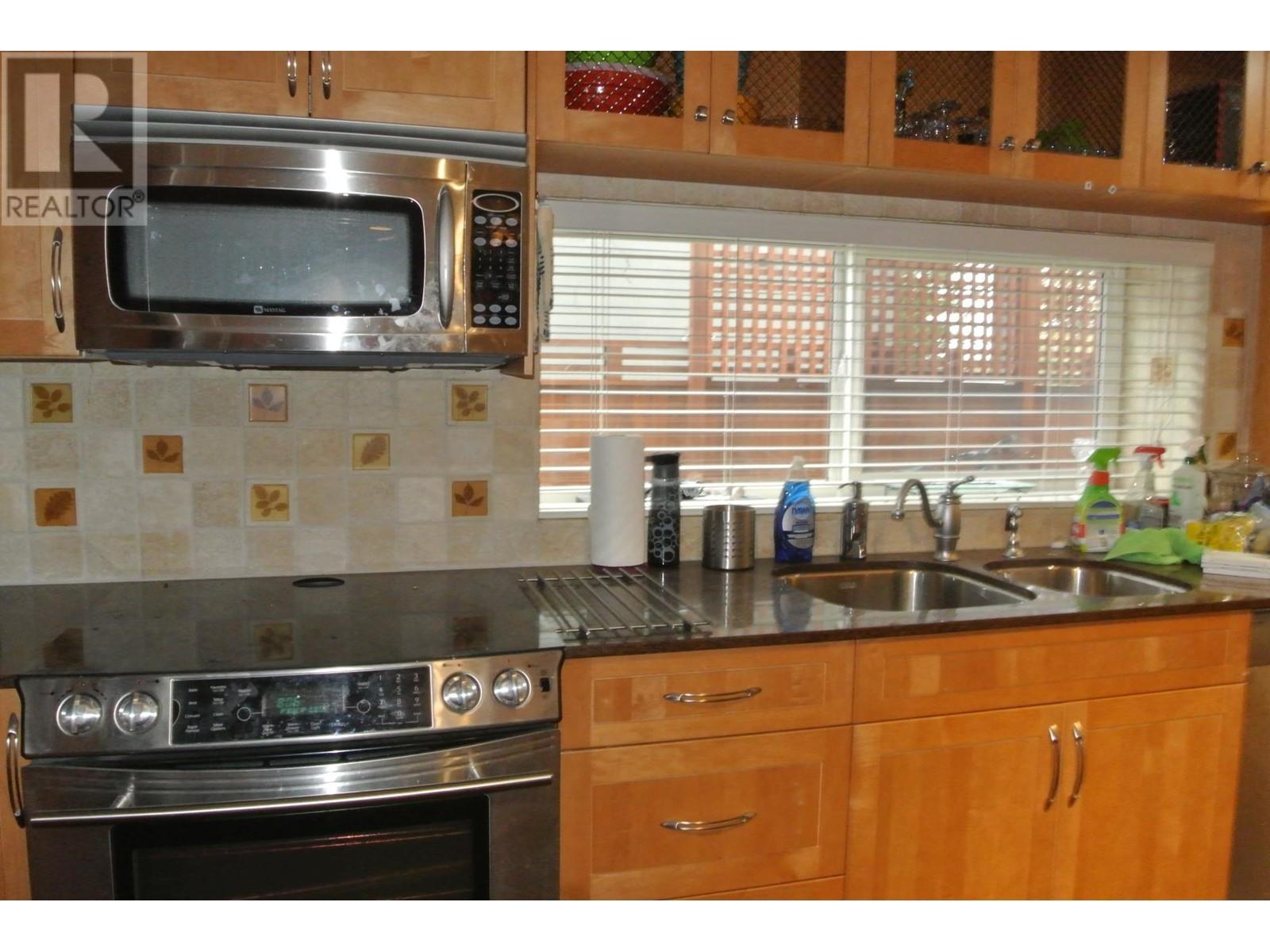 1635 E 21st Avenue, Vancouver, British Columbia  V5N 2N4 - Photo 12 - R2750735