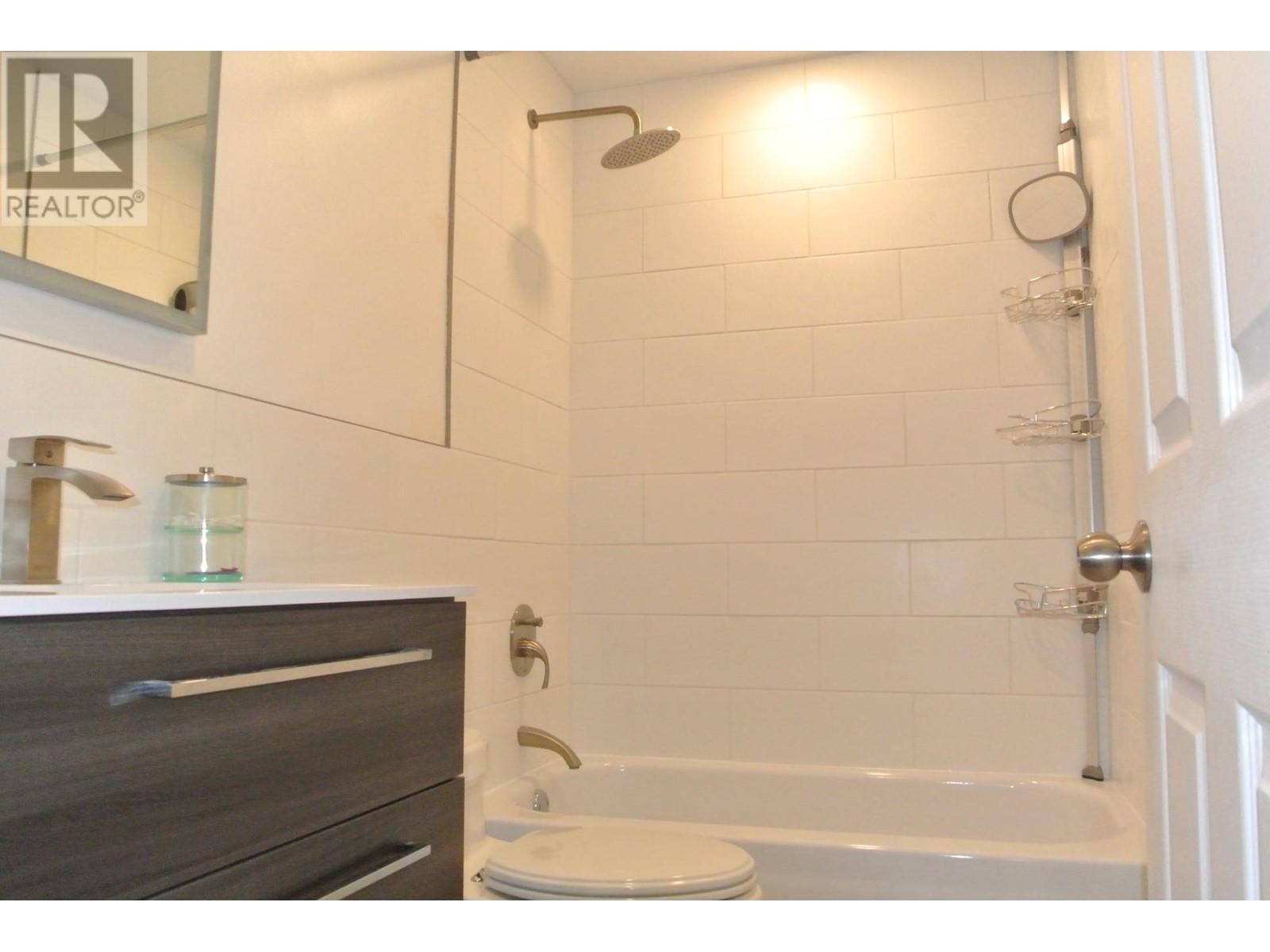 1635 E 21st Avenue, Vancouver, British Columbia  V5N 2N4 - Photo 16 - R2750735