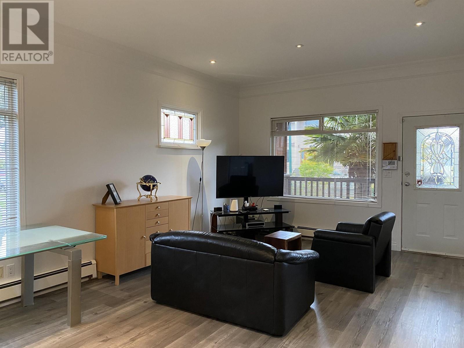 1635 E 21st Avenue, Vancouver, British Columbia  V5N 2N4 - Photo 8 - R2750735