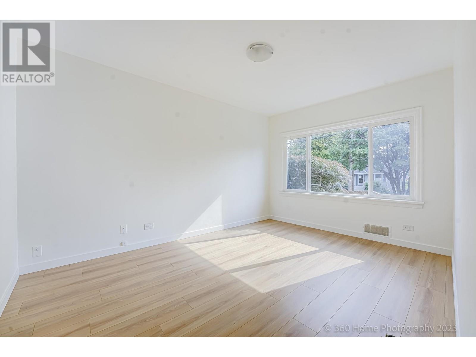 1411 London Street, New Westminster, British Columbia  V3M 3C3 - Photo 10 - R2820520