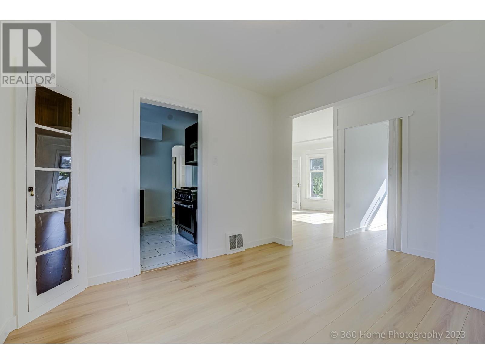 1411 London Street, New Westminster, British Columbia  V3M 3C3 - Photo 5 - R2820520