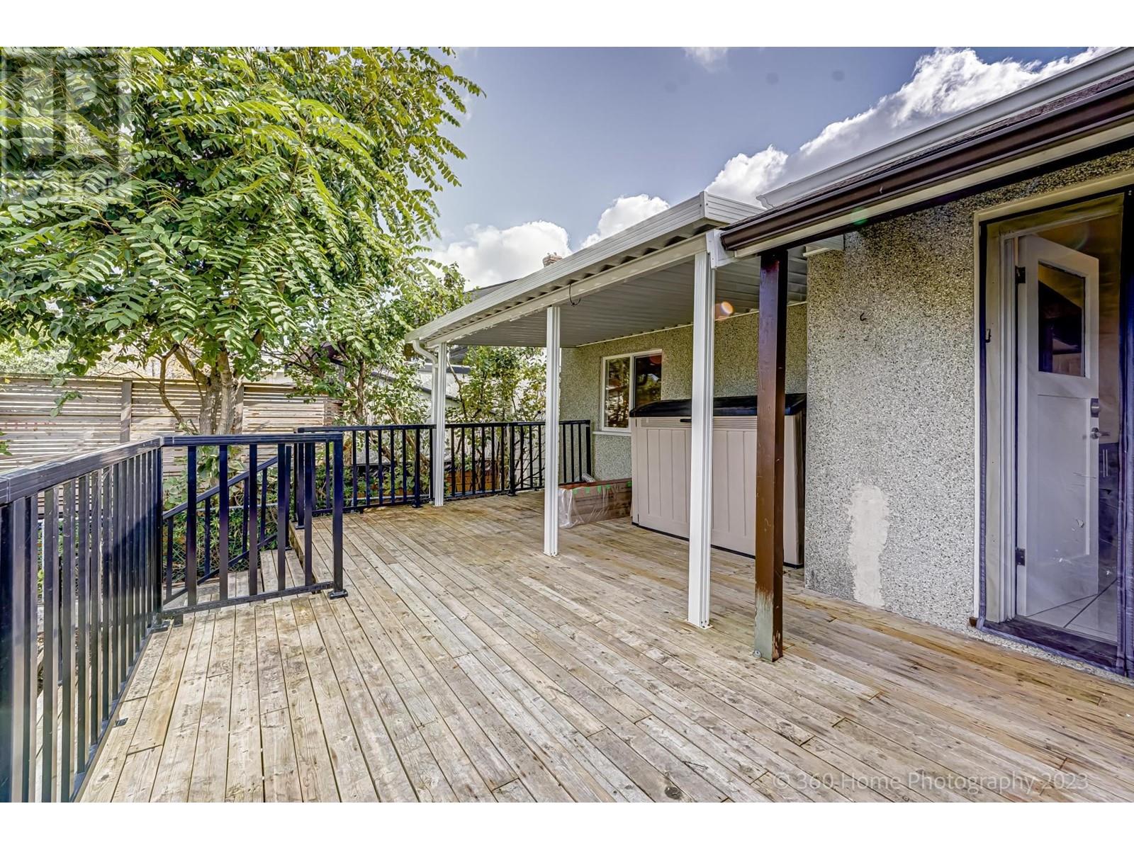 1411 London Street, New Westminster, British Columbia  V3M 3C3 - Photo 22 - R2820520
